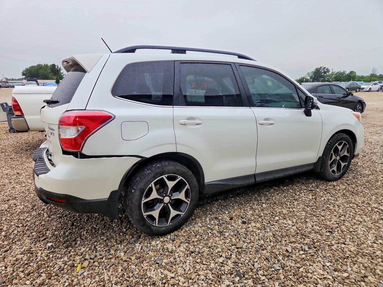 2014 Subaru Forester 2.0xt Touring White vin: JF2SJGMC2EH426754