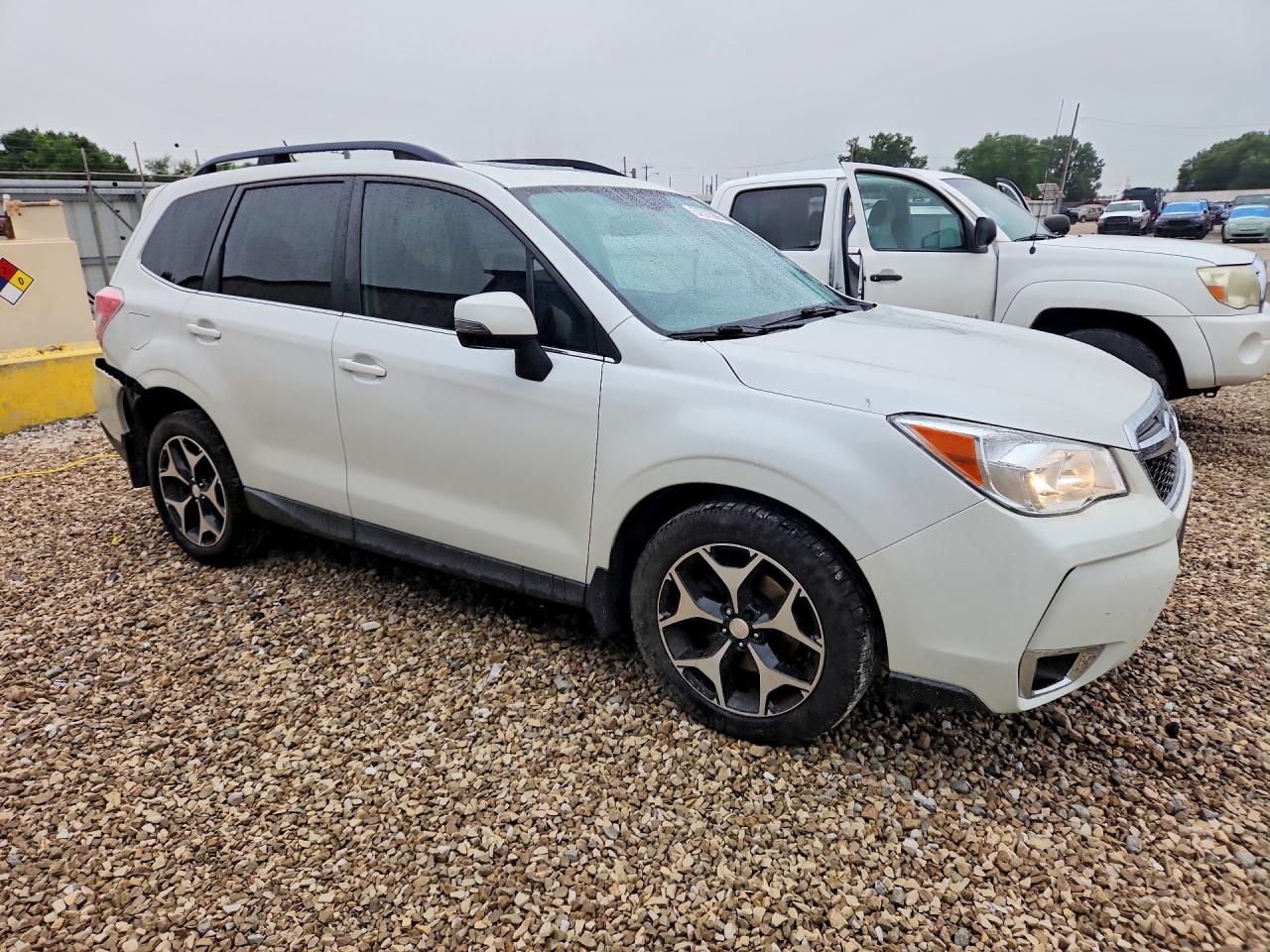 2014 Subaru Forester 2.0xt Touring White vin: JF2SJGMC2EH426754