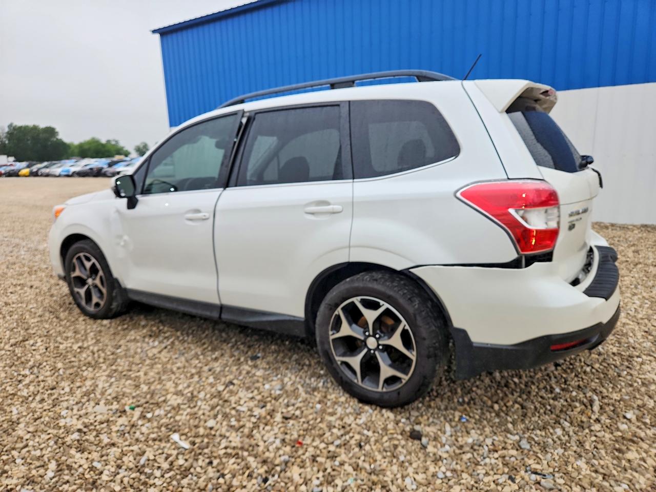 2014 Subaru Forester 2.0xt Touring White vin: JF2SJGMC2EH426754