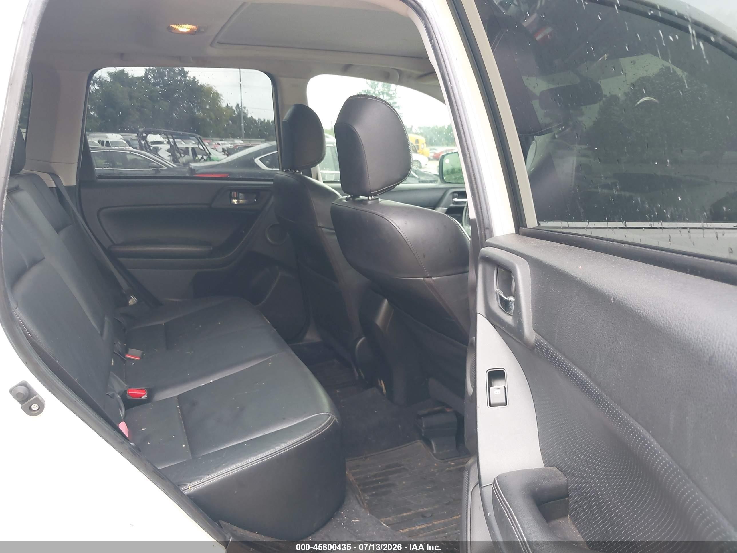 2014 Subaru Forester 2.0xt Touring White vin: JF2SJGMC2EH467062