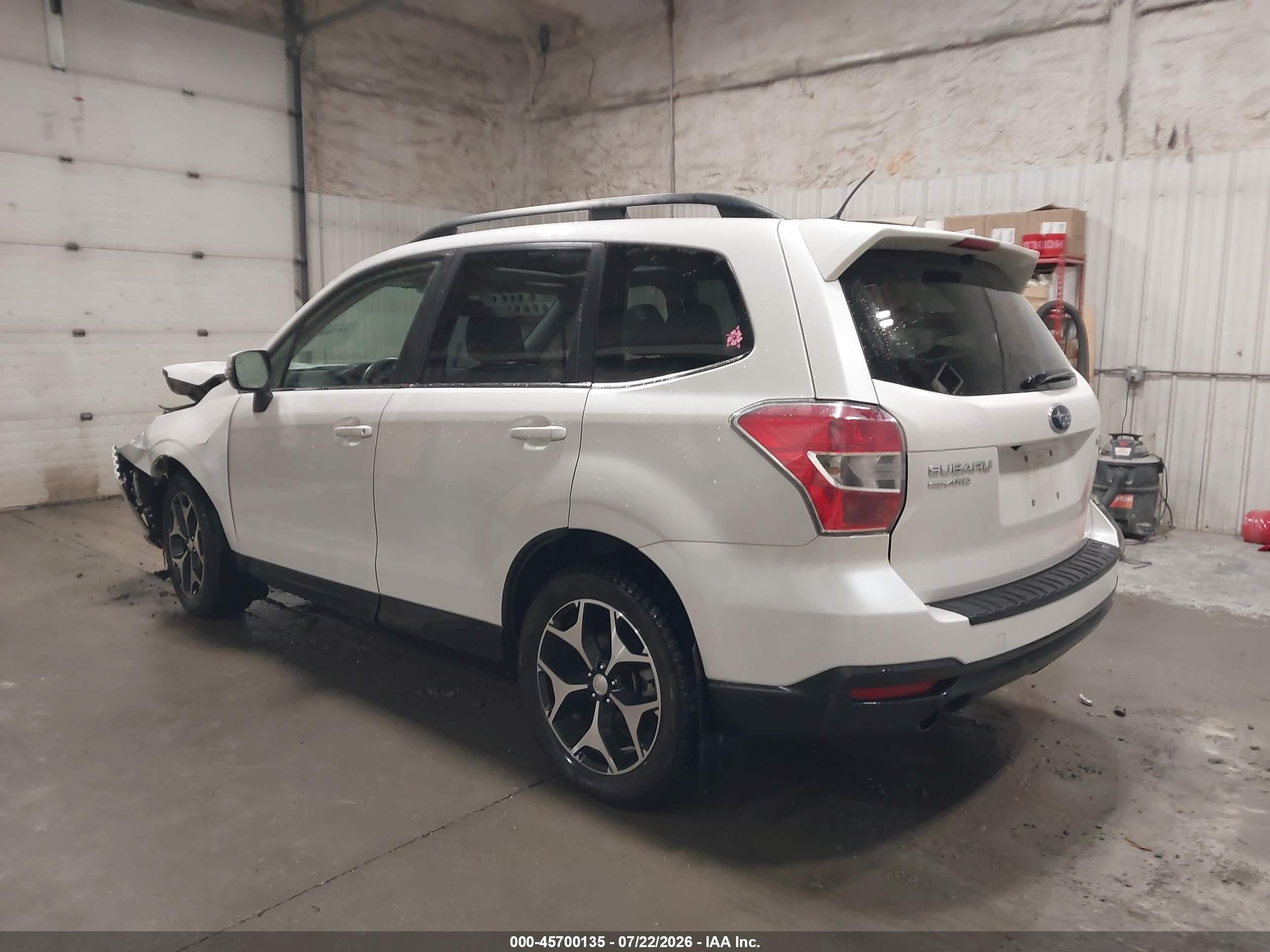 2014 Subaru Forester 2.0xt Touring White vin: JF2SJGMC5EH449333