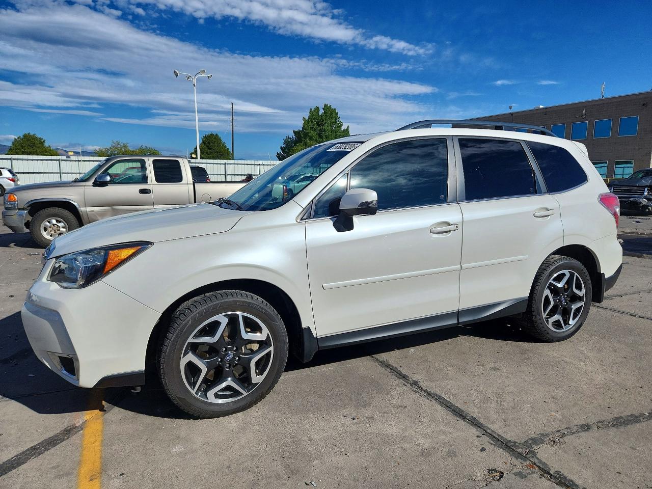 2014 Subaru Forester 2.0xt Touring White vin: JF2SJGMC5EH479187