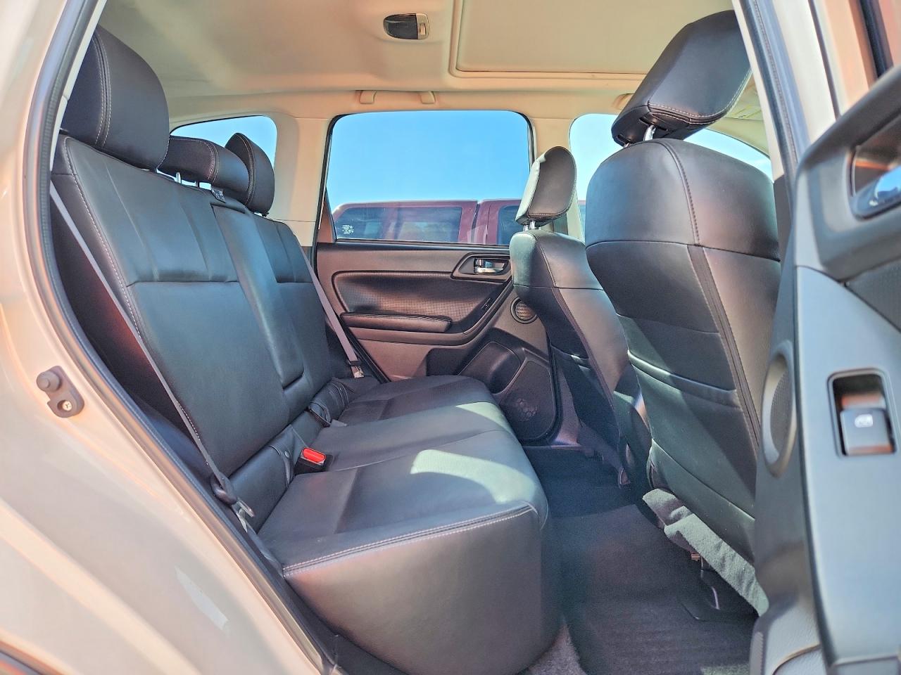 2014 Subaru Forester 2.0xt Touring White vin: JF2SJGMC5EH479187