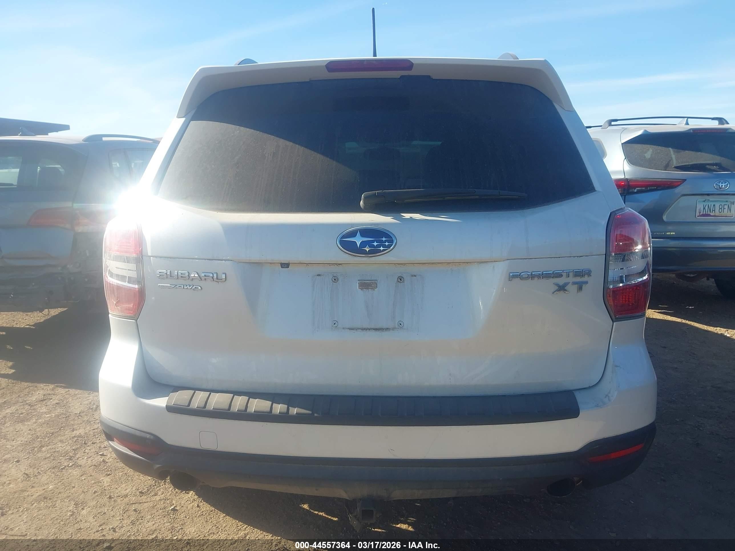 2014 Subaru Forester 2.0xt Touring White vin: JF2SJGMC9EH430154