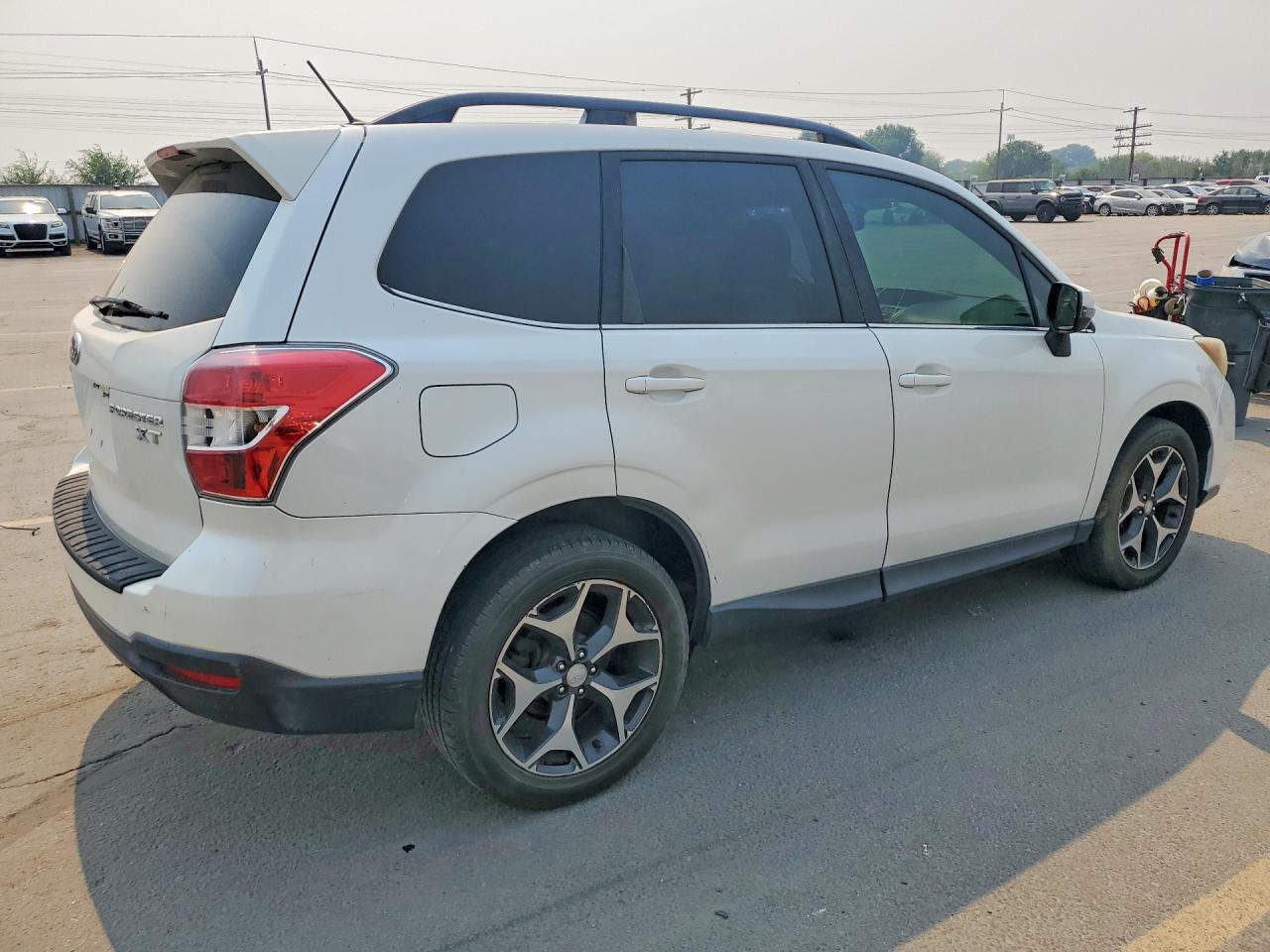 2014 Subaru Forester 2.0xt Touring White vin: JF2SJGMCXEH479802