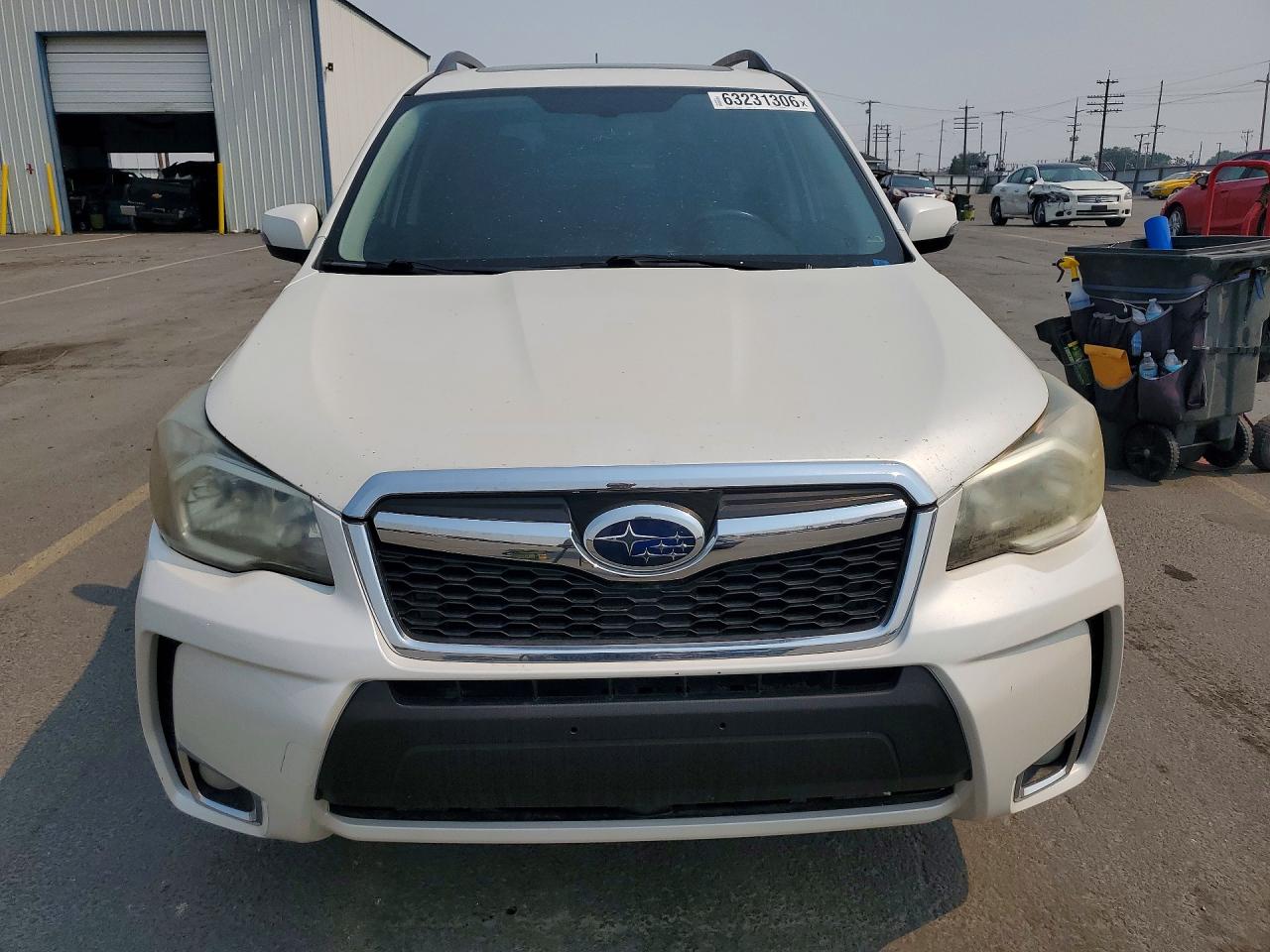 2014 Subaru Forester 2.0xt Touring White vin: JF2SJGMCXEH479802
