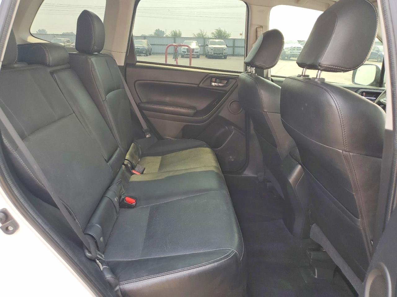 2014 Subaru Forester 2.0xt Touring White vin: JF2SJGMCXEH479802