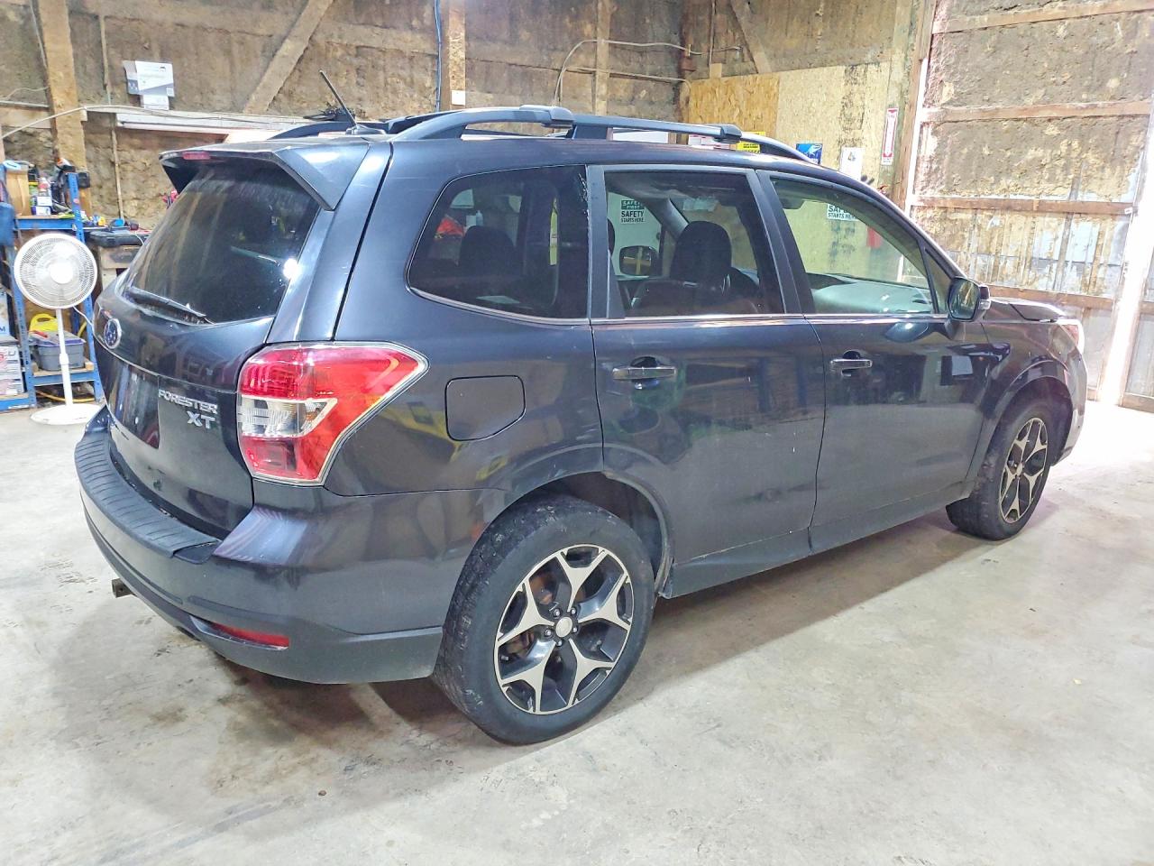 2014 Subaru Forester Черный vin: JF2SJGPC2EH477411