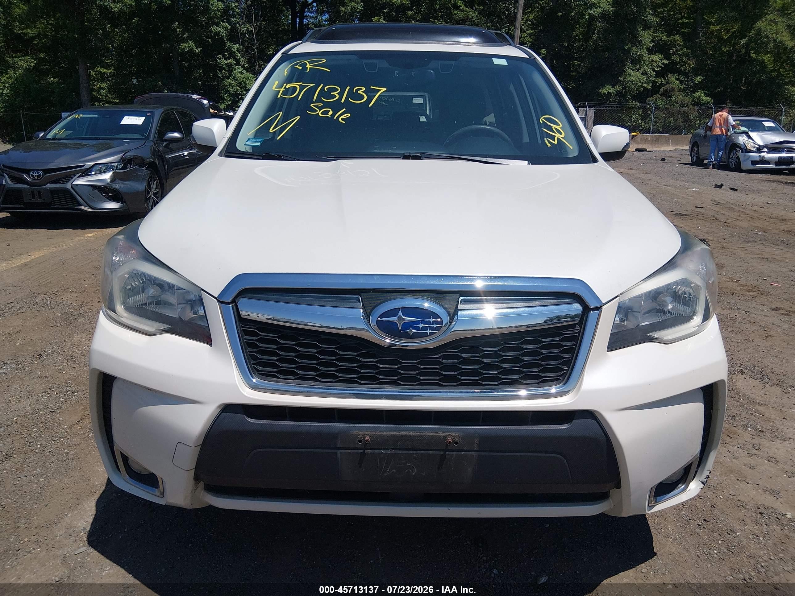 2014 Subaru Forester 2.0xt Touring White vin: JF2SJGPC2EH516367