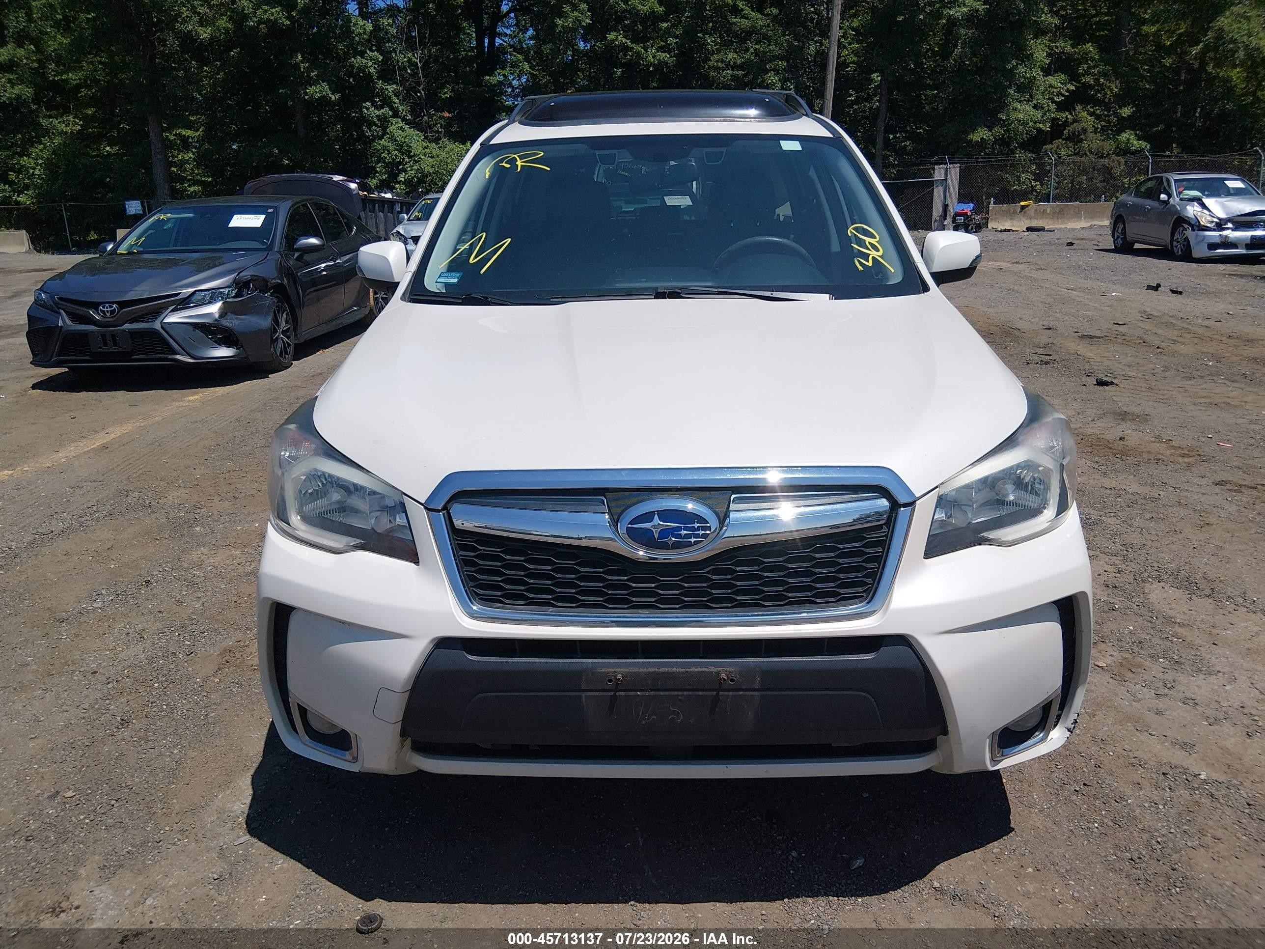 2014 Subaru Forester 2.0xt Touring White vin: JF2SJGPC2EH516367