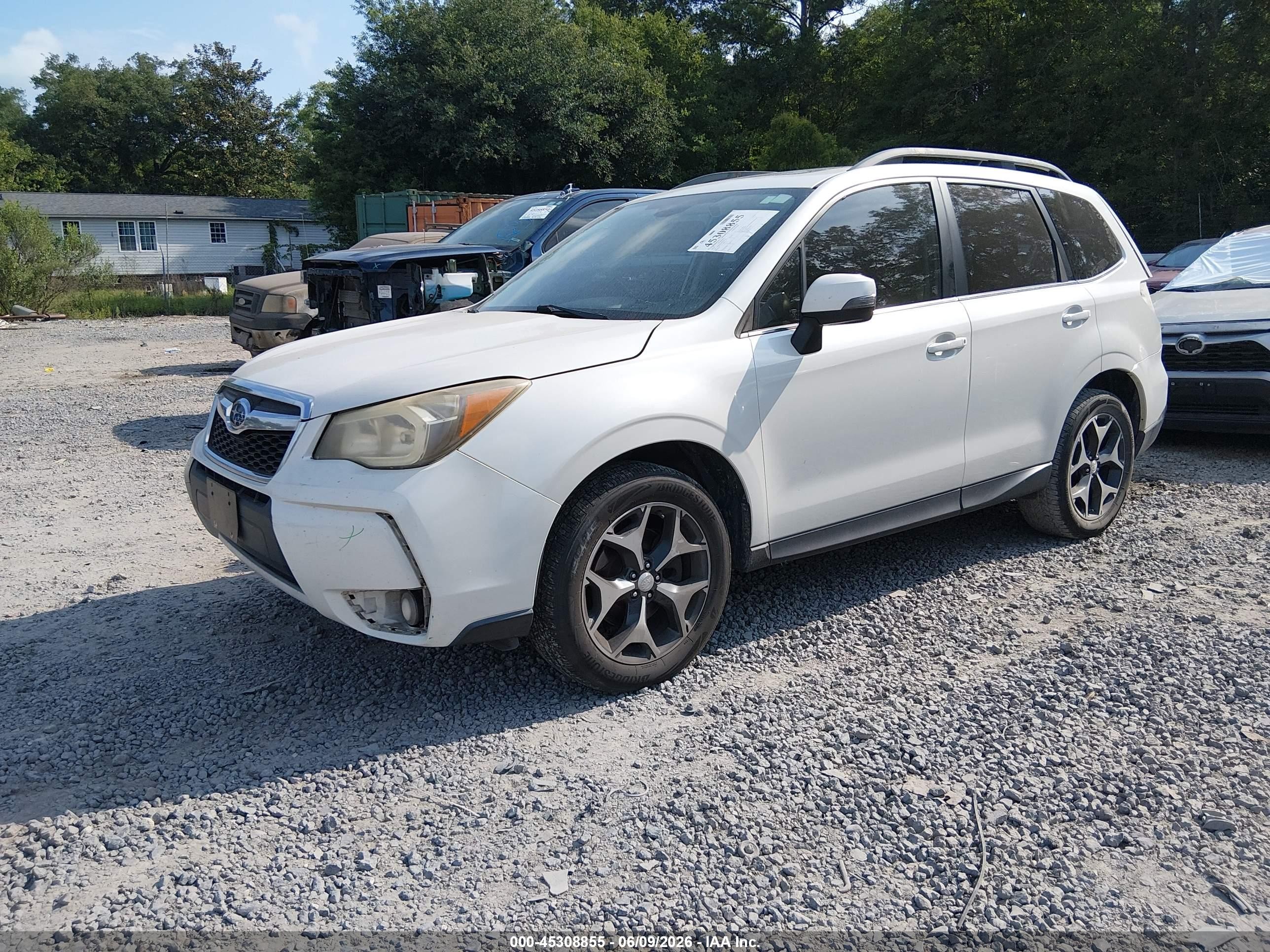 2014 Subaru Forester 2.0xt Touring White vin: JF2SJGPC4EH441171