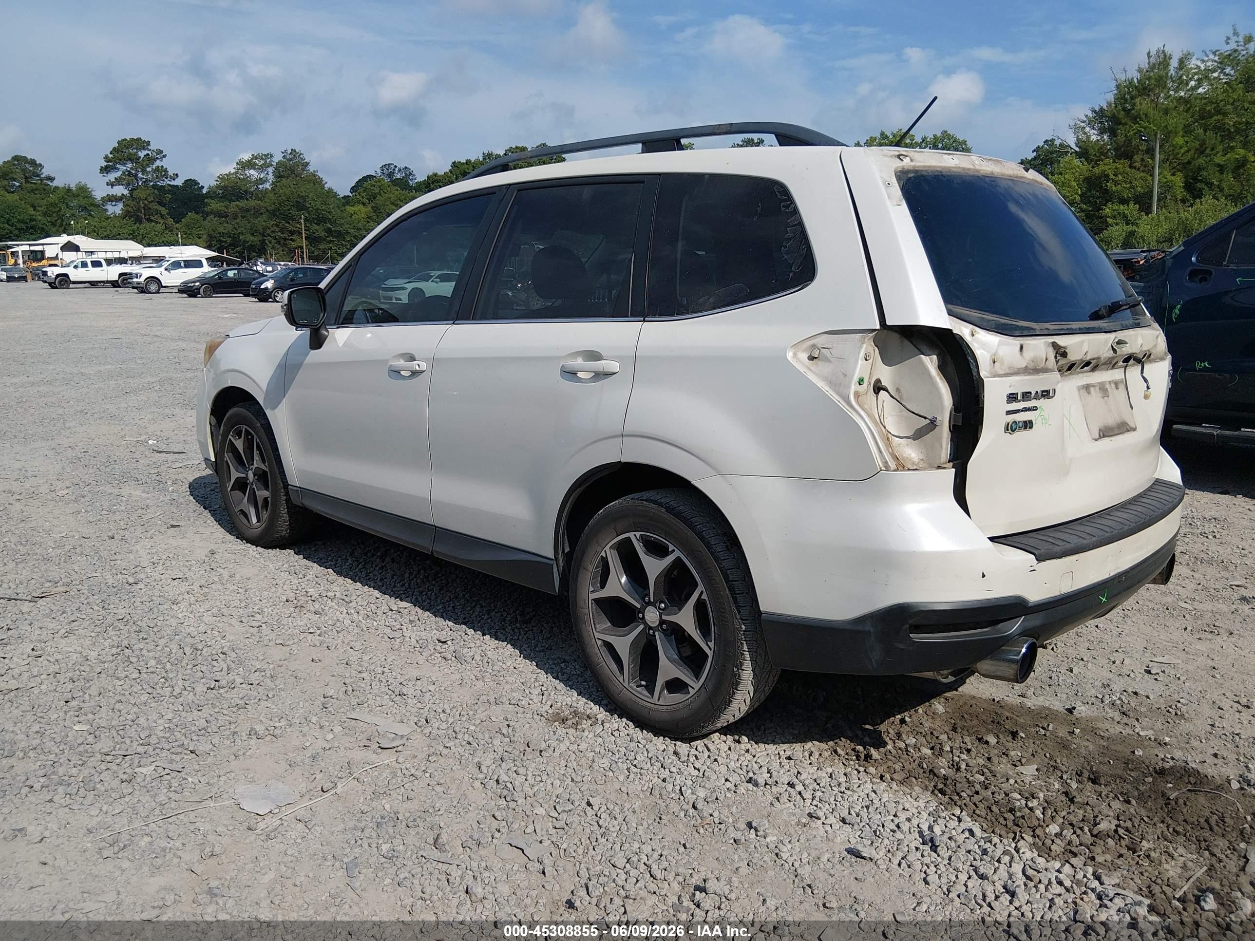 2014 Subaru Forester 2.0xt Touring White vin: JF2SJGPC4EH441171