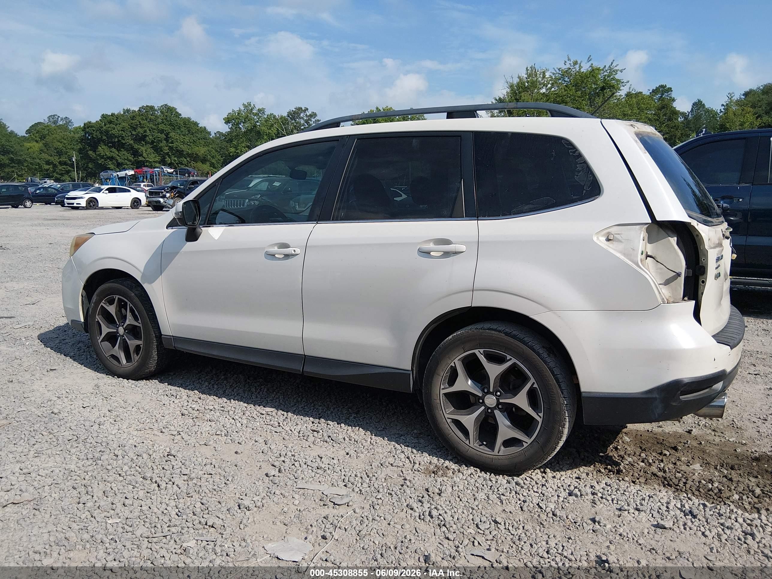 2014 Subaru Forester 2.0xt Touring White vin: JF2SJGPC4EH441171