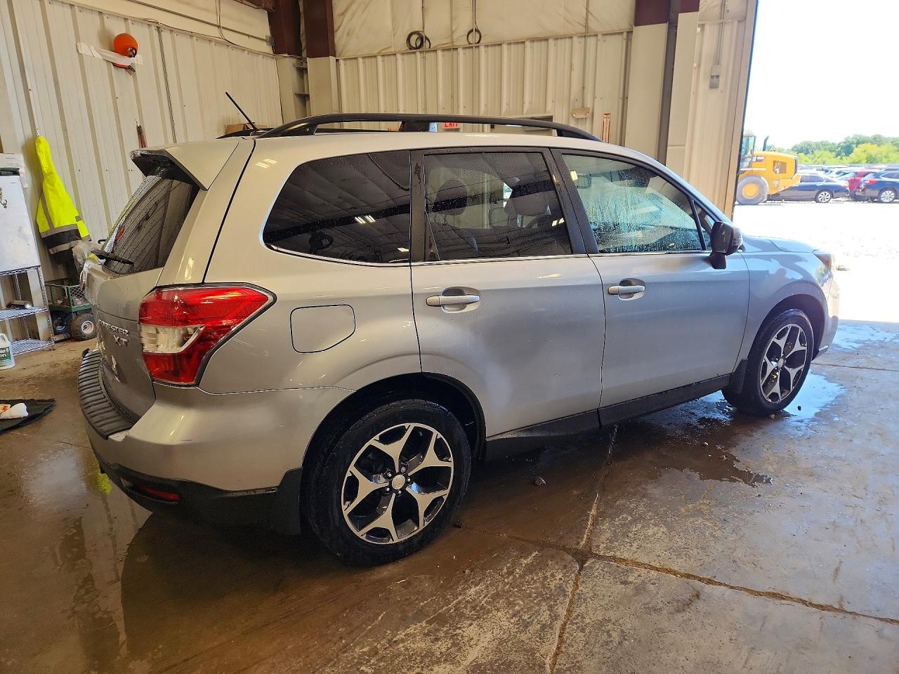 2014 Subaru Forester 2.0xt Touring Silver vin: JF2SJGPC4EH448072