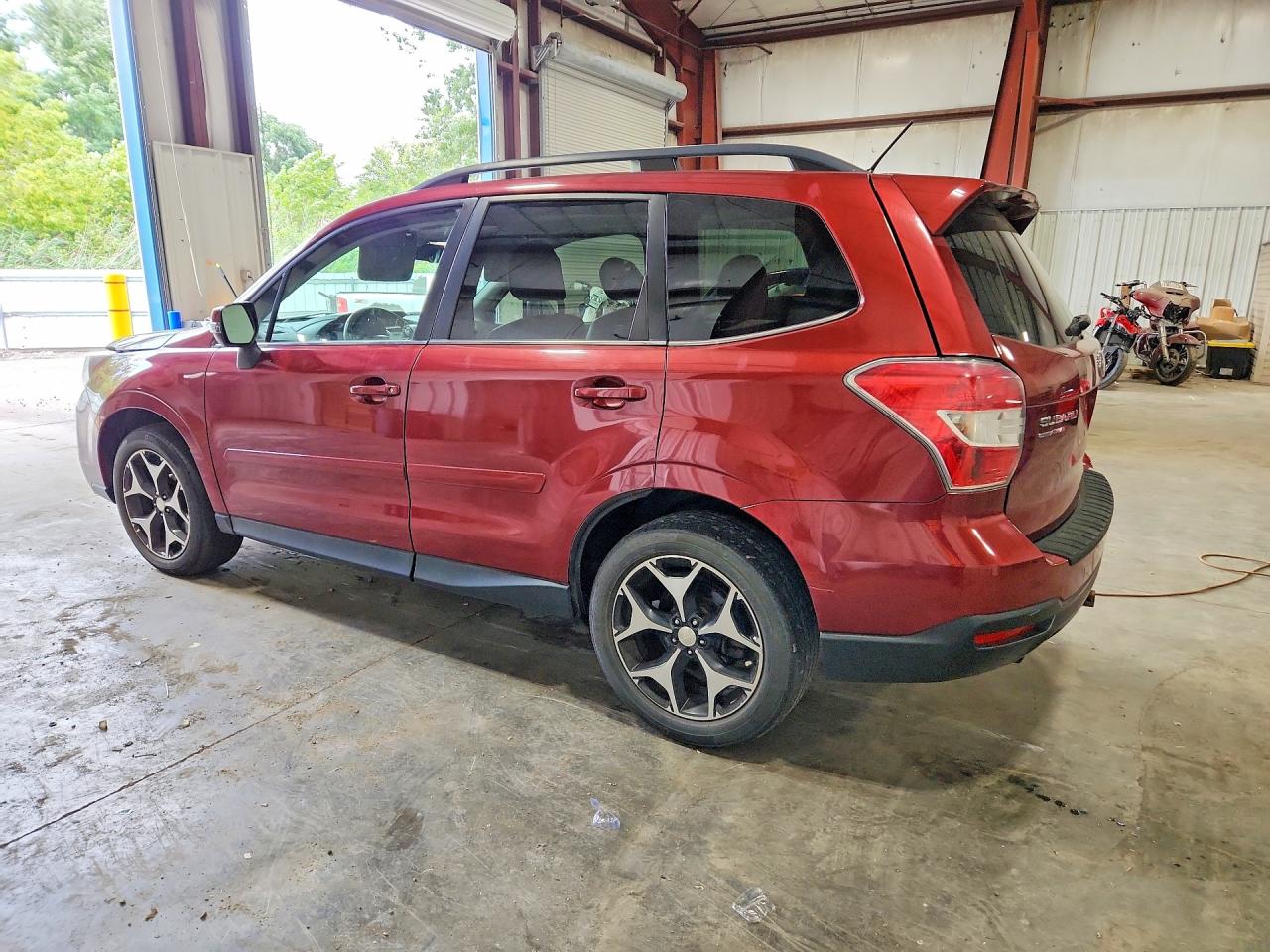 2014 Subaru Forester 2.0xt Touring Burgundy vin: JF2SJGPC4EH543358
