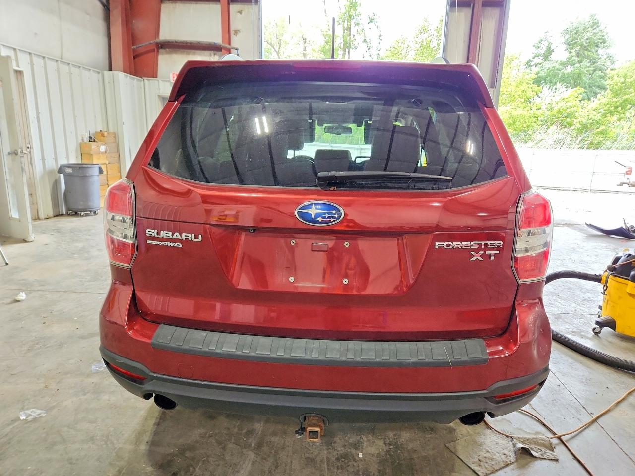 2014 Subaru Forester 2.0xt Touring Burgundy vin: JF2SJGPC4EH543358