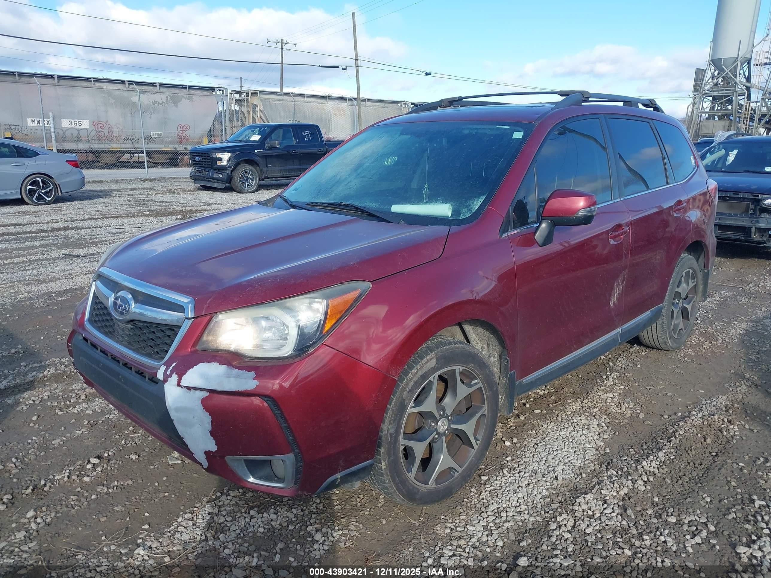2015 Subaru Forester 2.0xt Touring Burgundy vin: JF2SJGUC0FH507043