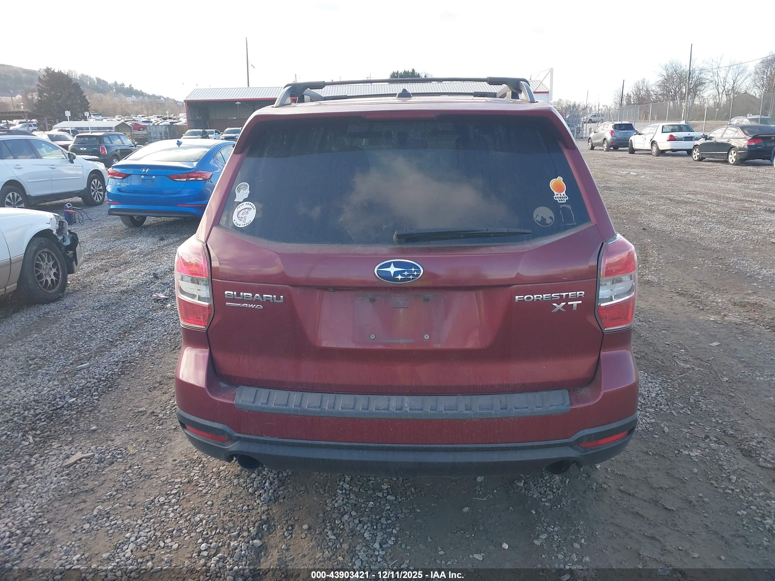 2015 Subaru Forester 2.0xt Touring Burgundy vin: JF2SJGUC0FH507043