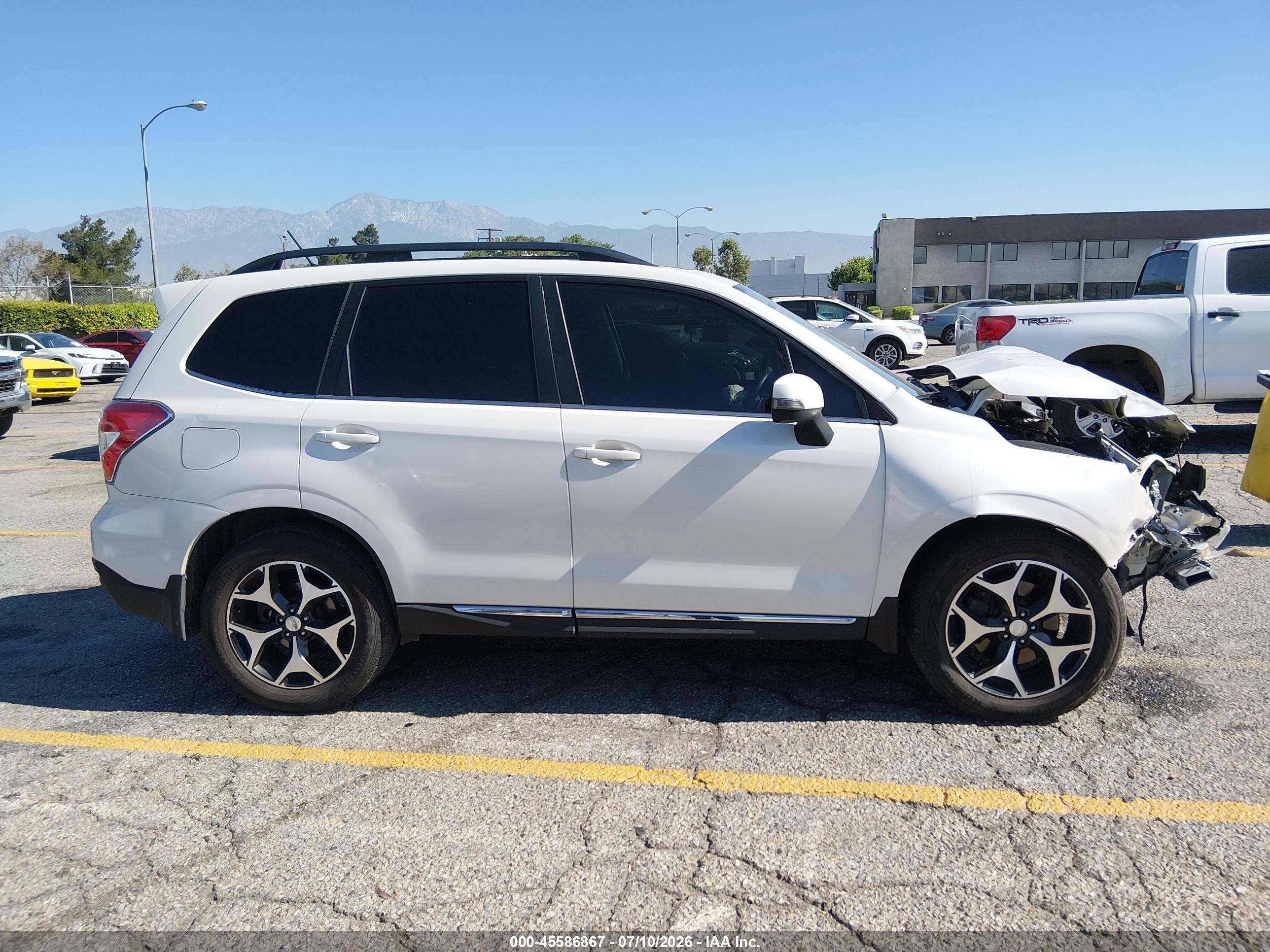 2015 Subaru Forester 2.0xt Touring White vin: JF2SJGUC2FH455074