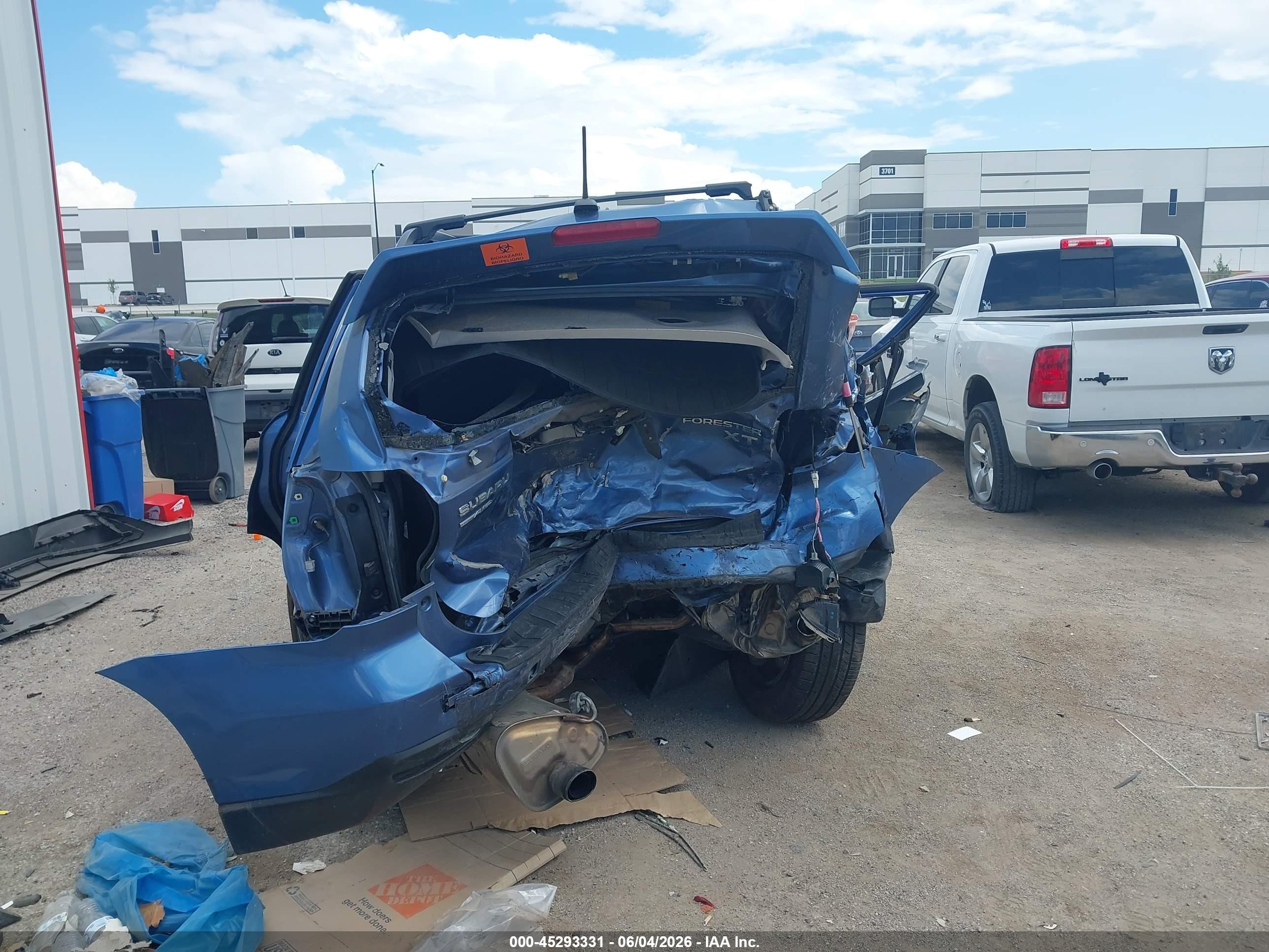 2015 Subaru Forester 2.0xt Touring Blue vin: JF2SJGUC3FH826467