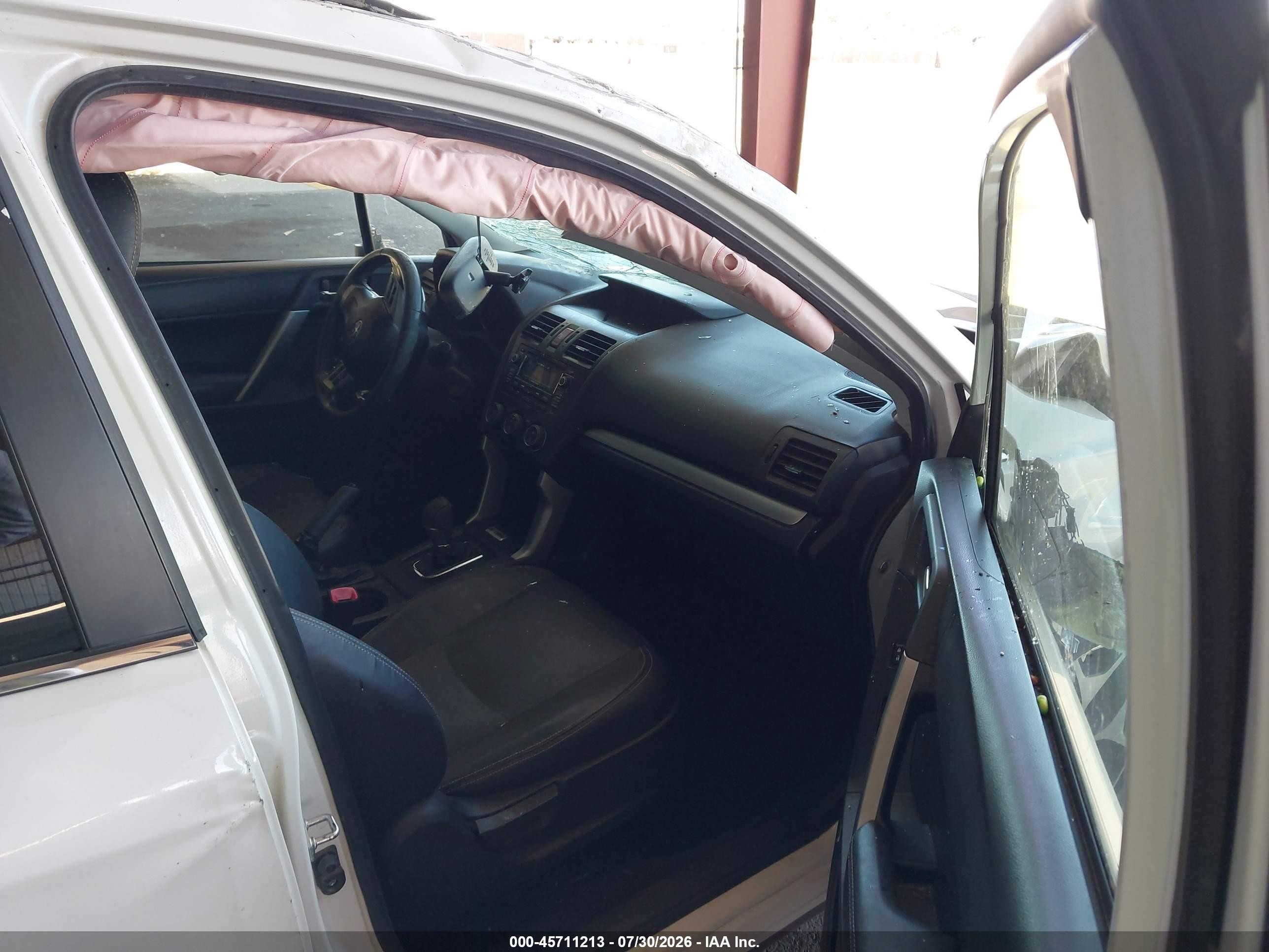 2015 Subaru Forester 2.0xt Touring White vin: JF2SJGUC5FH527644