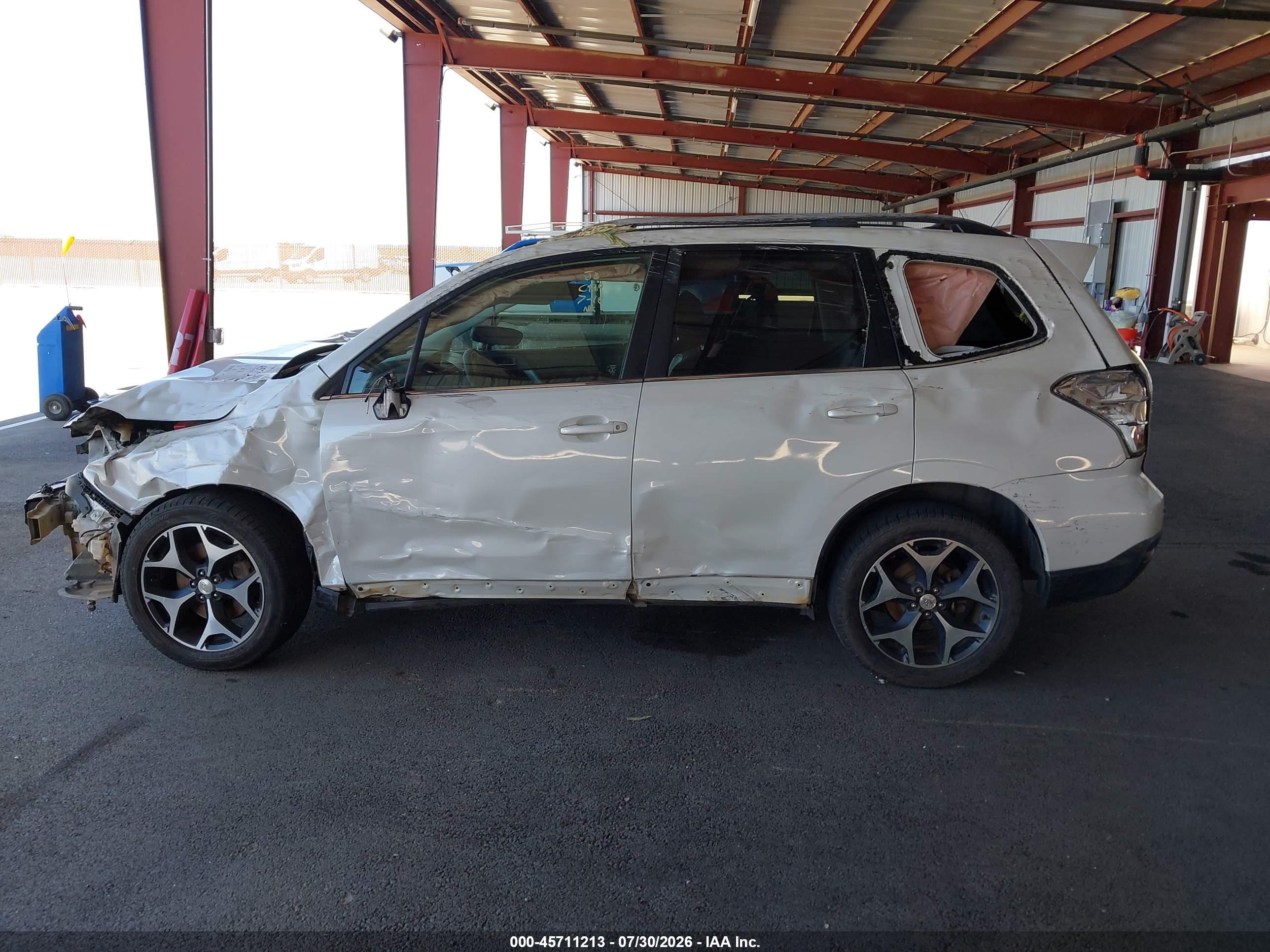 2015 Subaru Forester 2.0xt Touring White vin: JF2SJGUC5FH527644