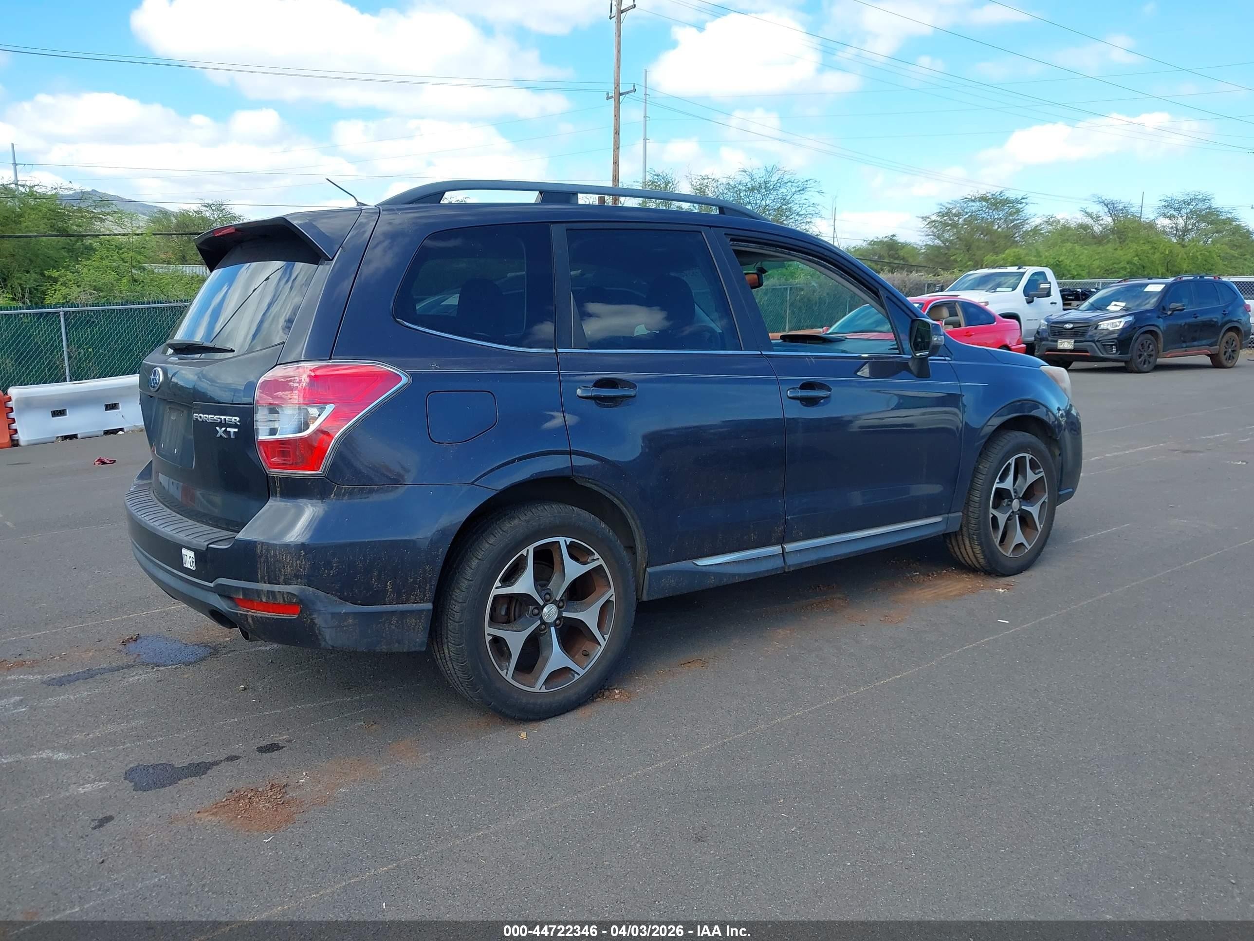 2015 Subaru Forester 2.0xt Touring Серый vin: JF2SJGUC7FH435970