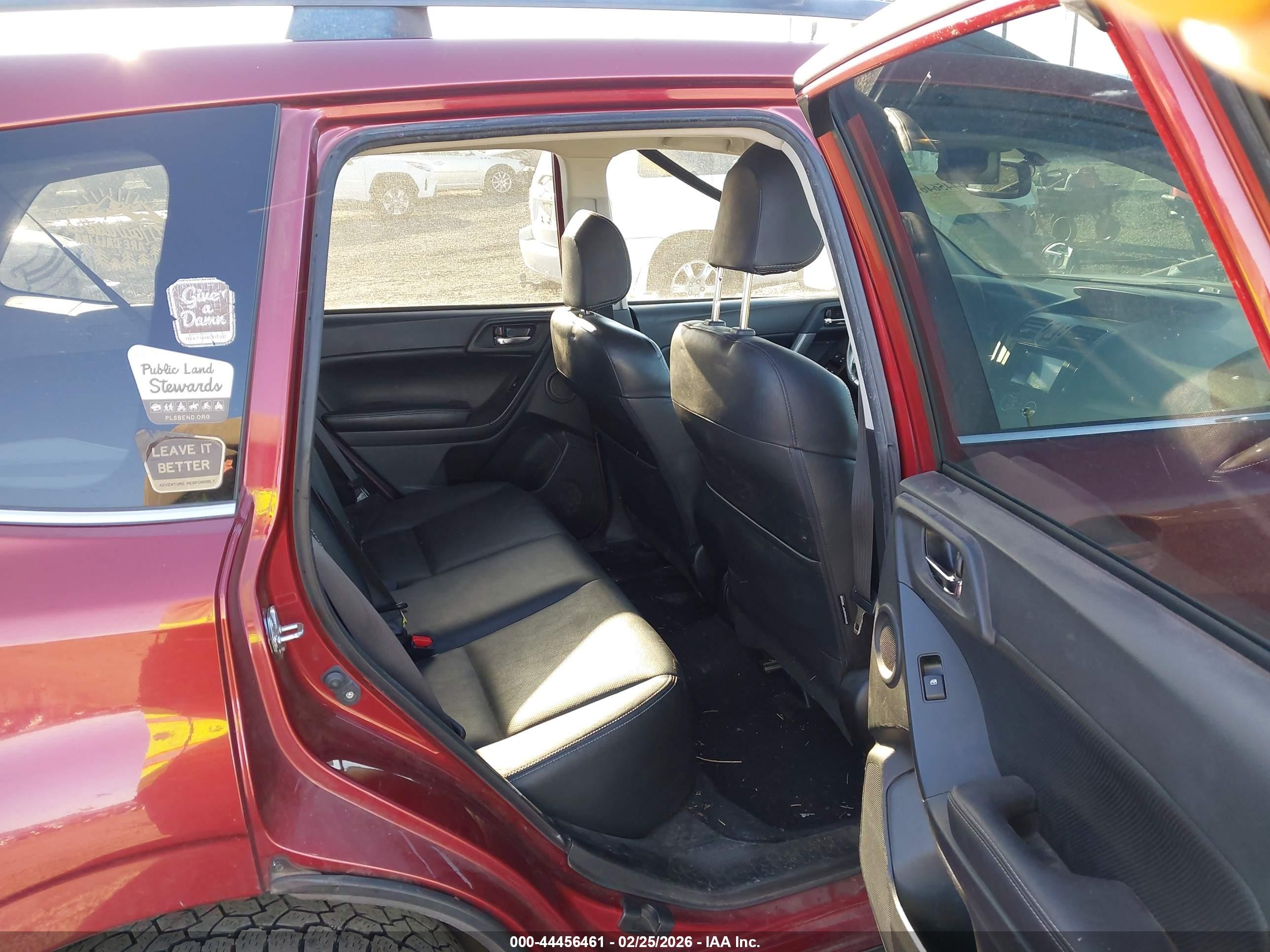 2015 Subaru Forester 2.0xt Touring Красный vin: JF2SJGUCXFH582185