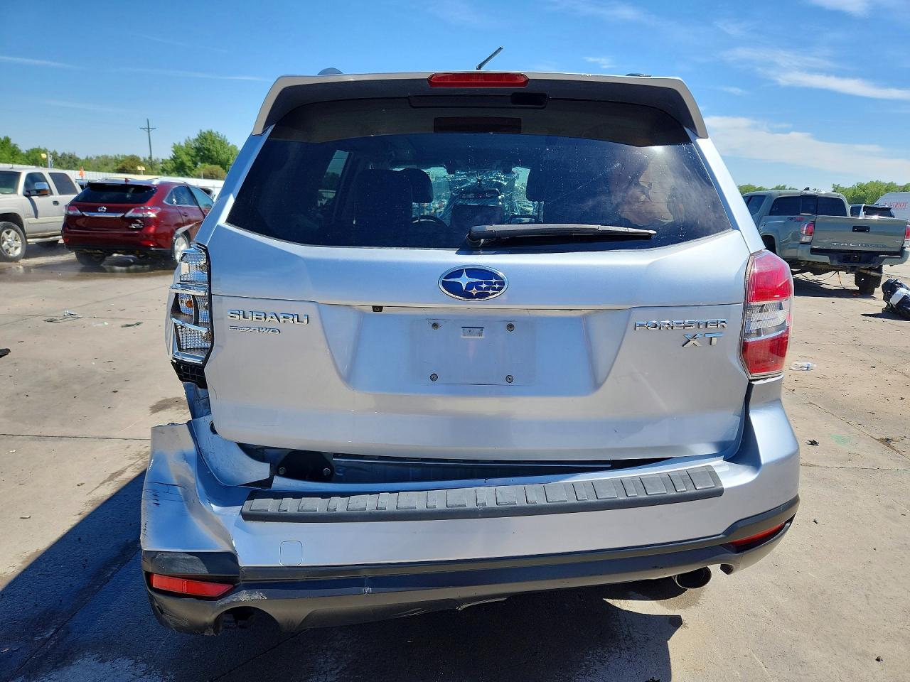 2015 Subaru Forester 2.0xt Touring Серебряный vin: JF2SJGWC0FH531940