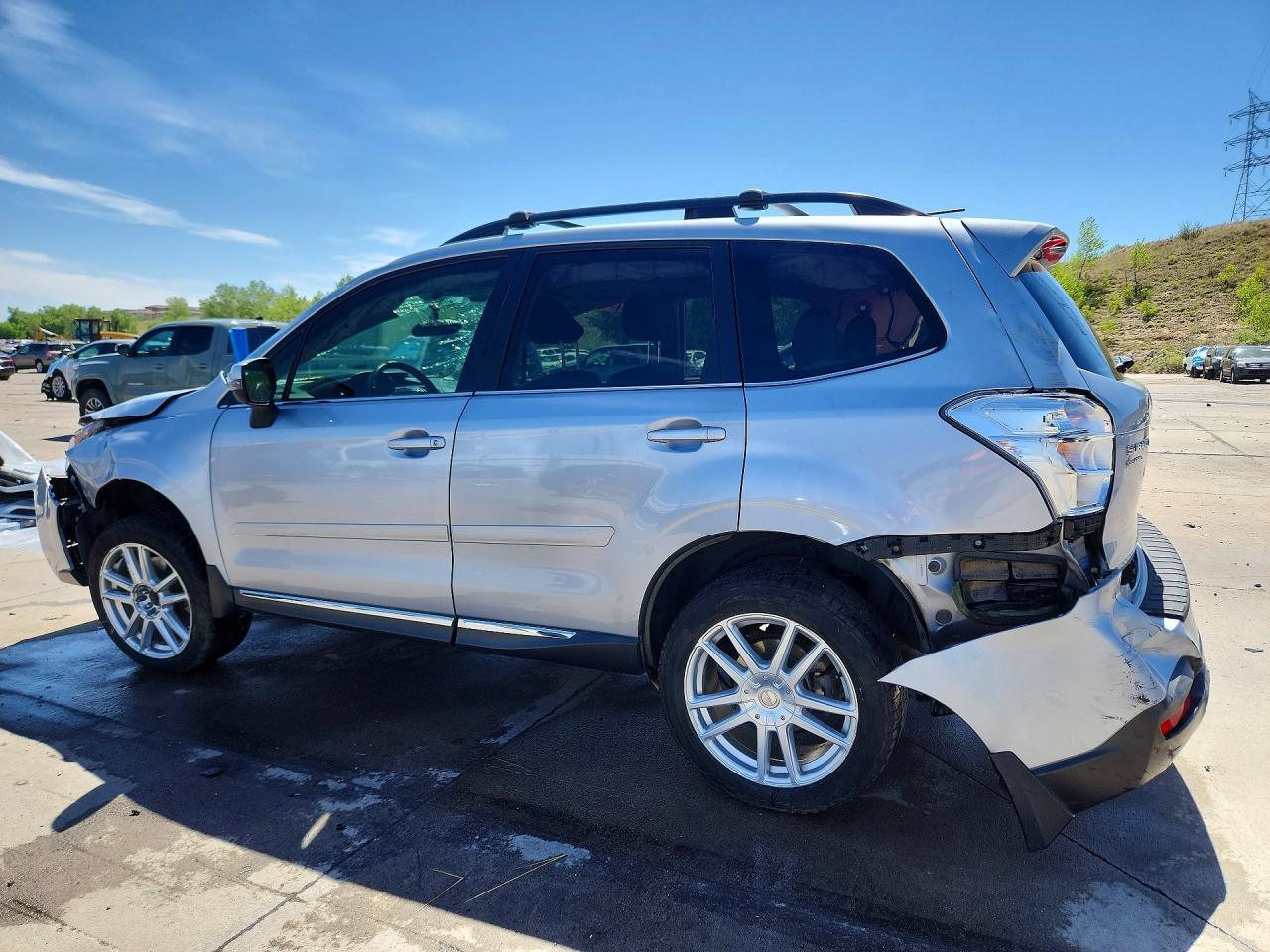 2015 Subaru Forester 2.0xt Touring Серебряный vin: JF2SJGWC0FH531940