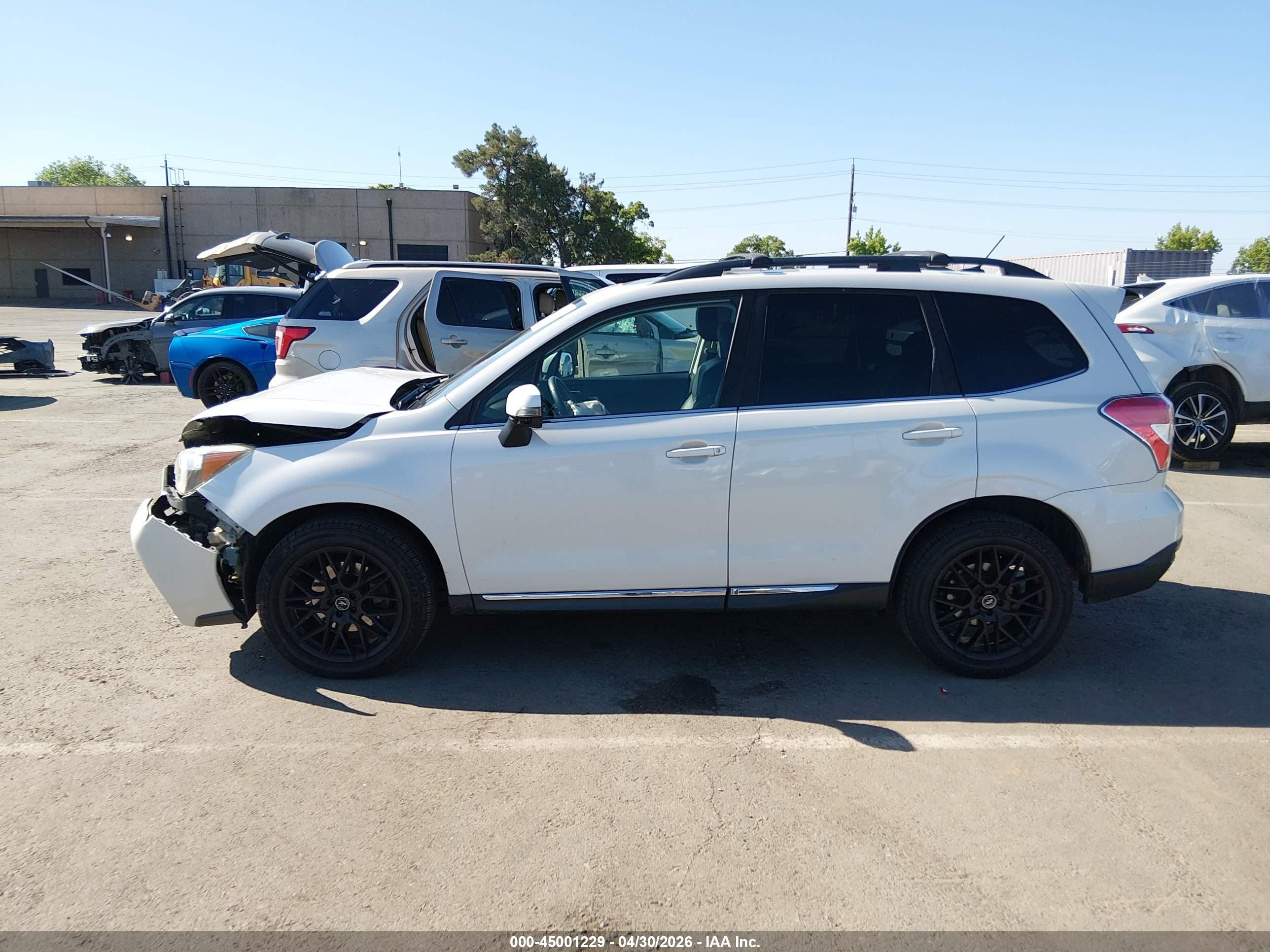 2015 Subaru Forester 2.0xt Touring White vin: JF2SJGWC1FH841806