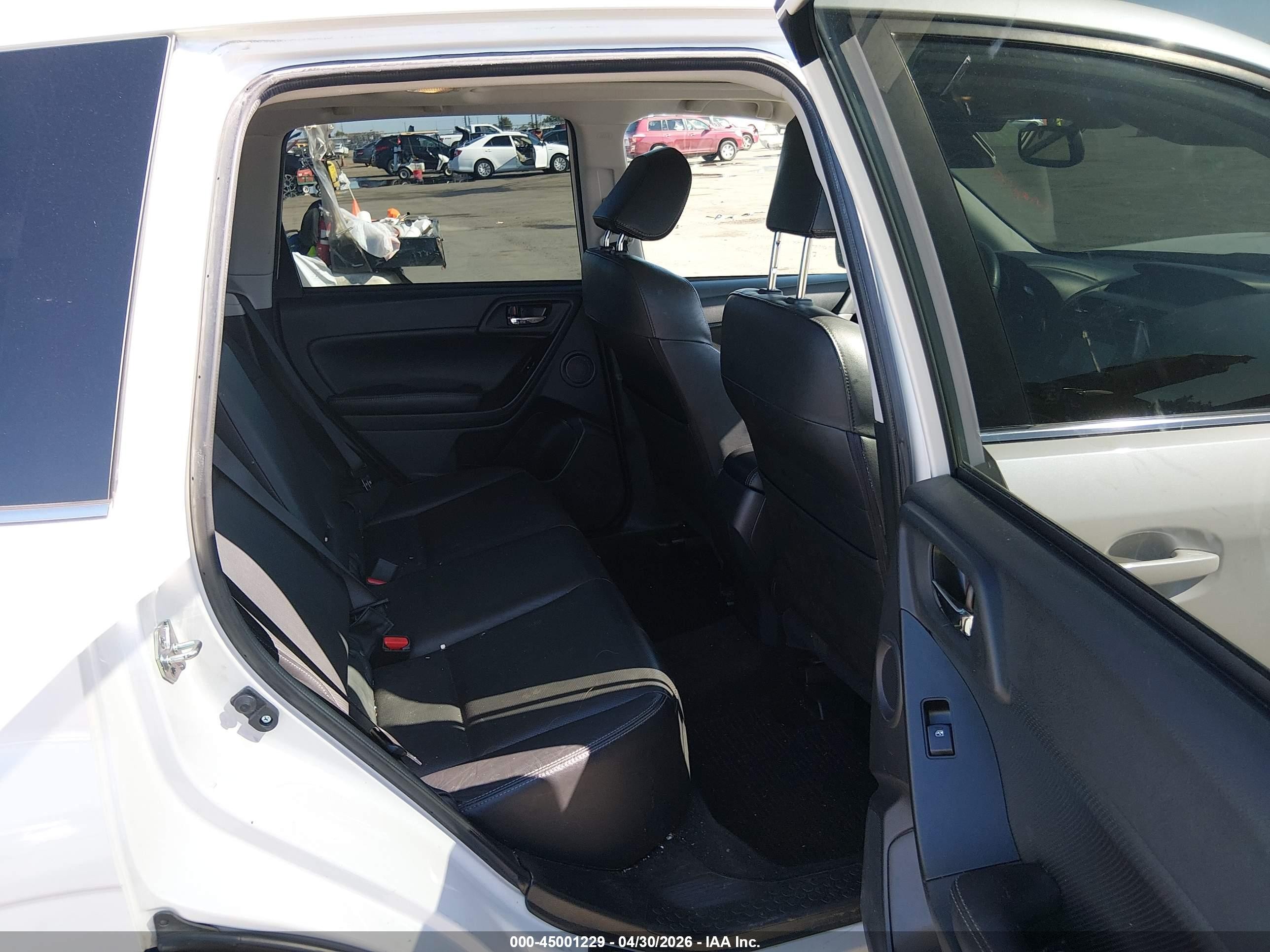 2015 Subaru Forester 2.0xt Touring White vin: JF2SJGWC1FH841806