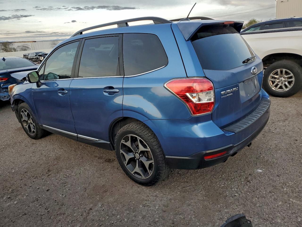 2015 Subaru Forester 2.0xt Touring Синий vin: JF2SJGWC3FH419858