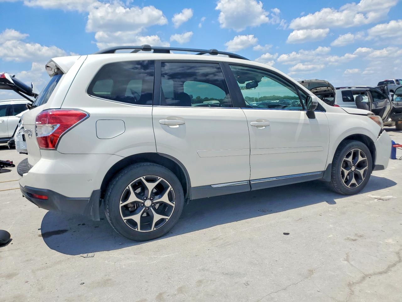 2015 Subaru Forester 2.0xt Touring White vin: JF2SJGWC4FH498649
