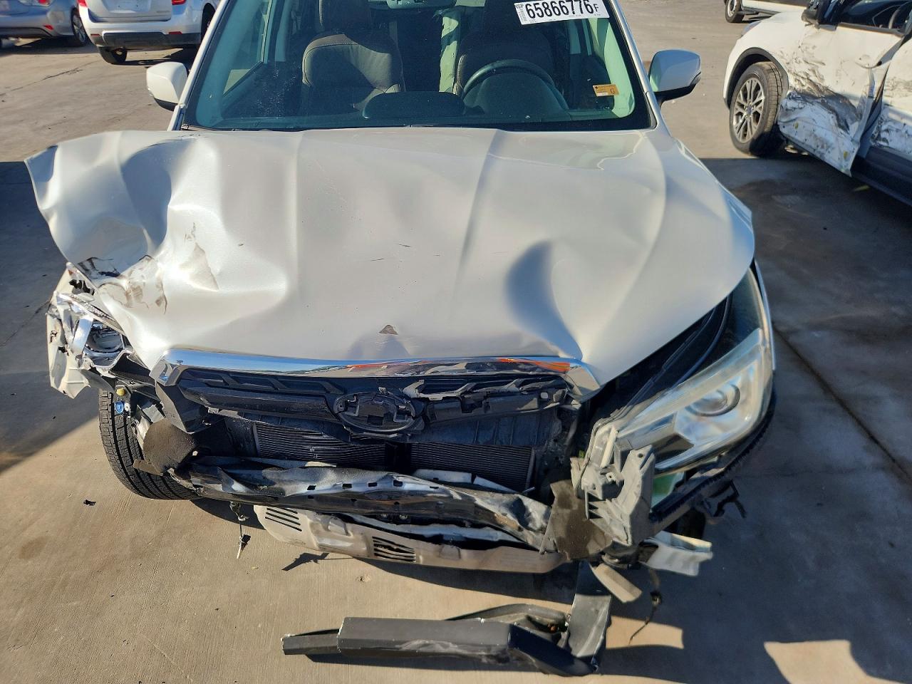 2017 Subaru Forester 2.0xt Touring White vin: JF2SJGWC5HH471382