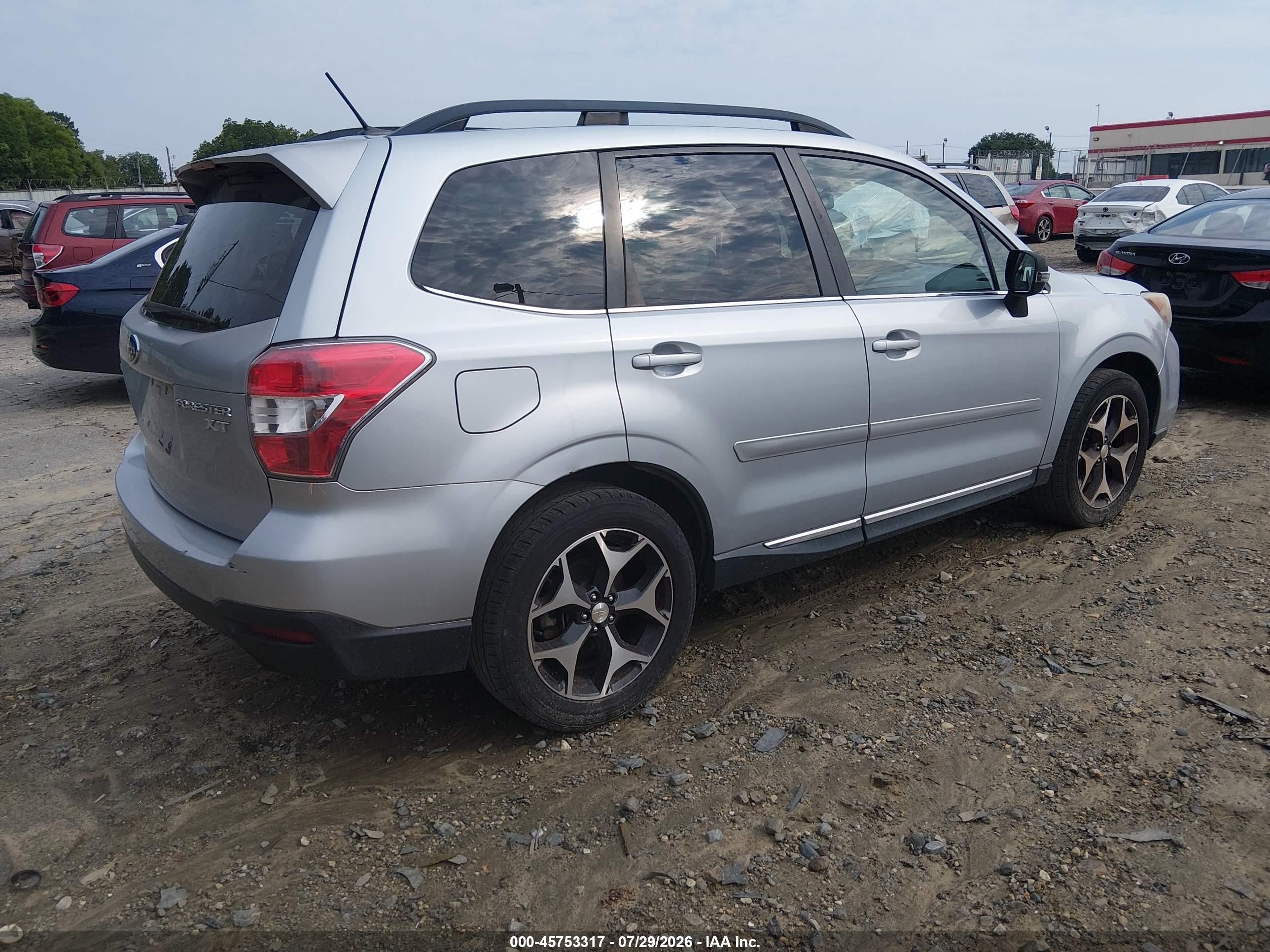 2015 Subaru Forester 2.0xt Touring Silver vin: JF2SJGWC8FH421072