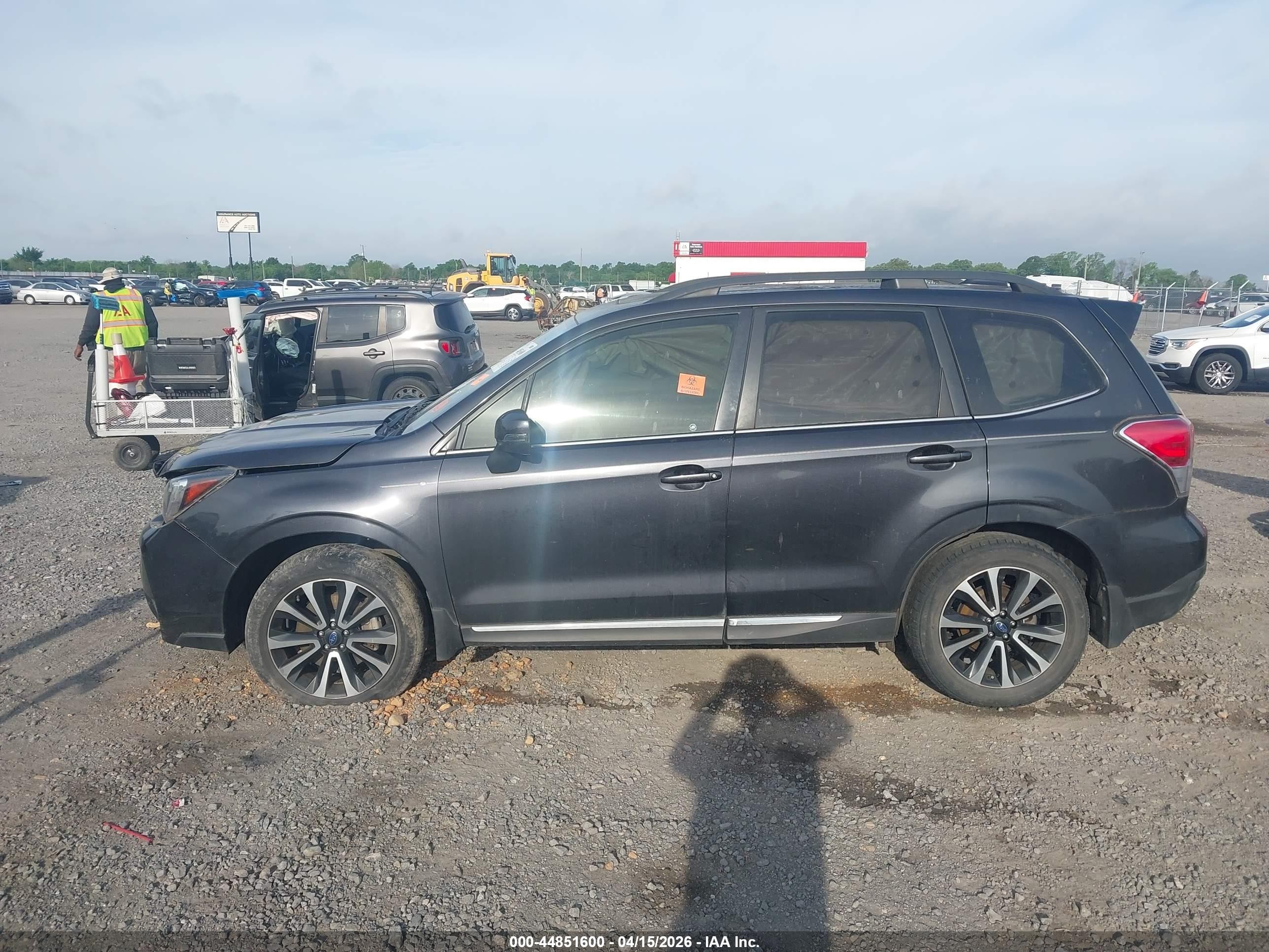 2018 Subaru Forester 2.0xt Touring Gray vin: JF2SJGWC8JH591568