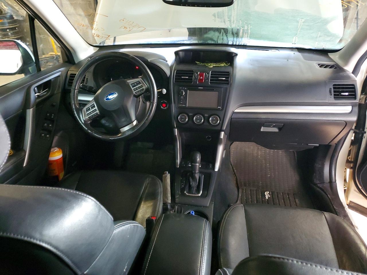 2015 Subaru Forester 2.0xt Touring Белый vin: JF2SJHWC4FH403366