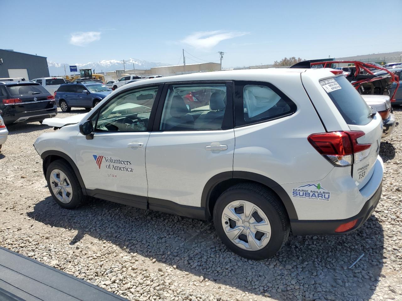 2024 Subaru Forester White vin: JF2SKAAC7RH468714