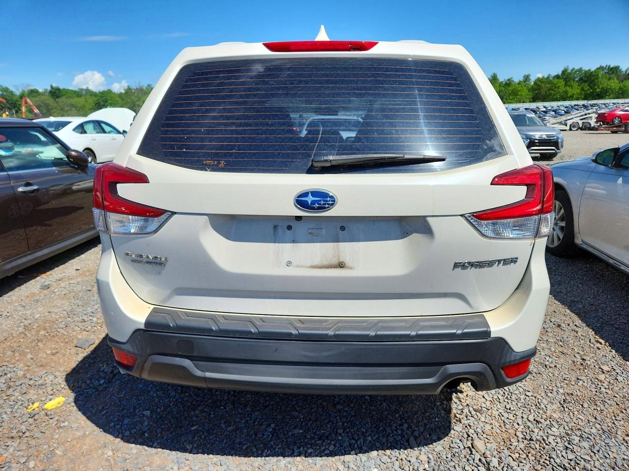 2021 Subaru Forester White vin: JF2SKAAC8MH497115