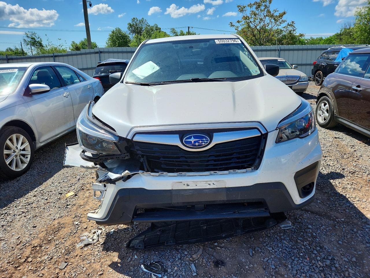2021 Subaru Forester White vin: JF2SKAAC8MH497115