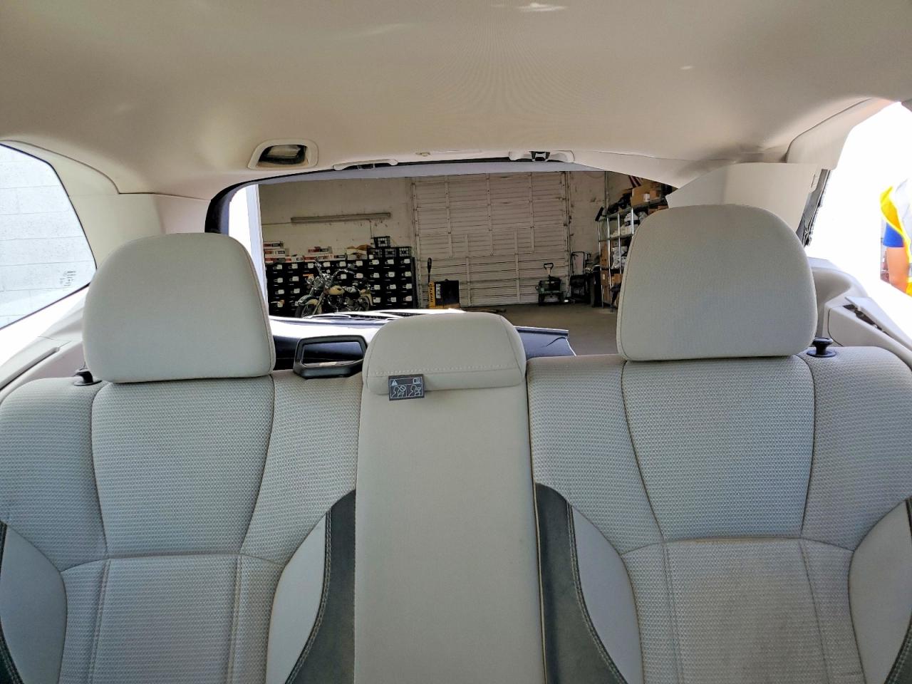 2022 Subaru Forester White vin: JF2SKAACXNH430274