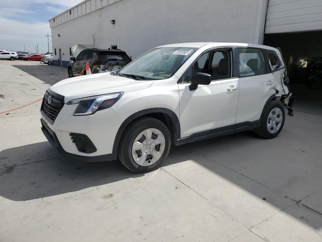 2022 Subaru Forester White vin: JF2SKAACXNH430274 Damage: Left Front Tire, Worn, Replacement Required