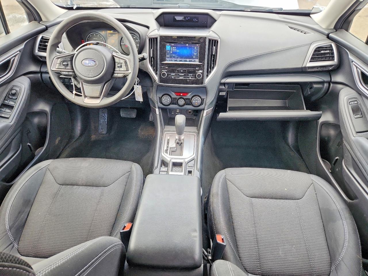 2021 Subaru Forester Silver vin: JF2SKADC0MH418984