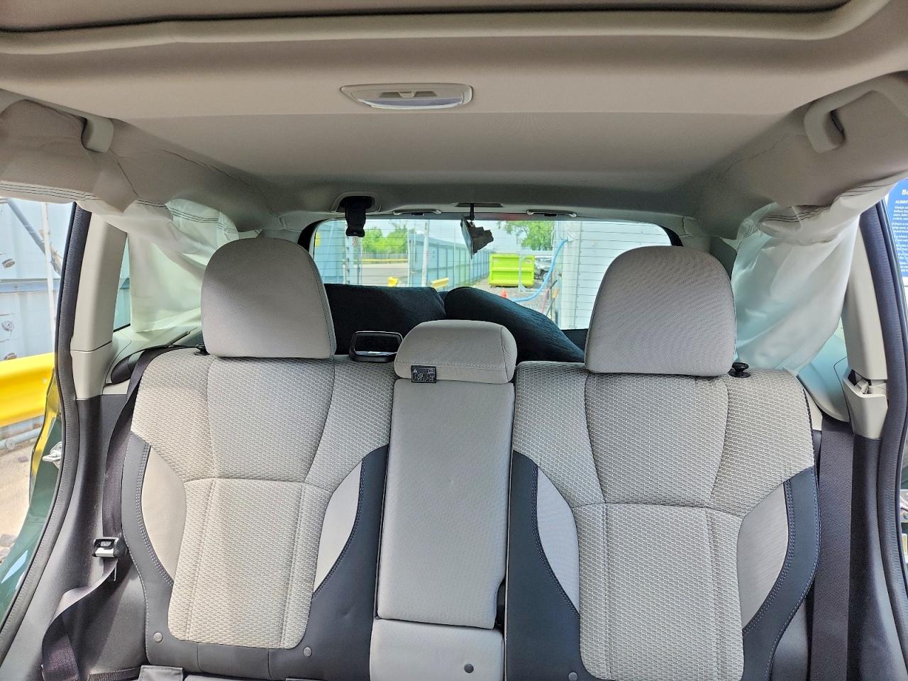 2023 Subaru Forester Premium Green vin: JF2SKADC0PH484214