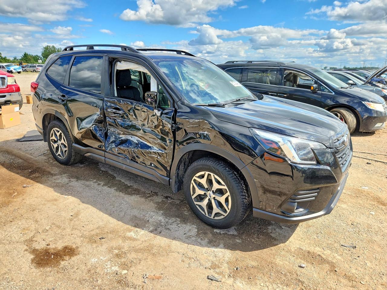 2023 Subaru Forester Premium Черный vin: JF2SKADC1PH492094