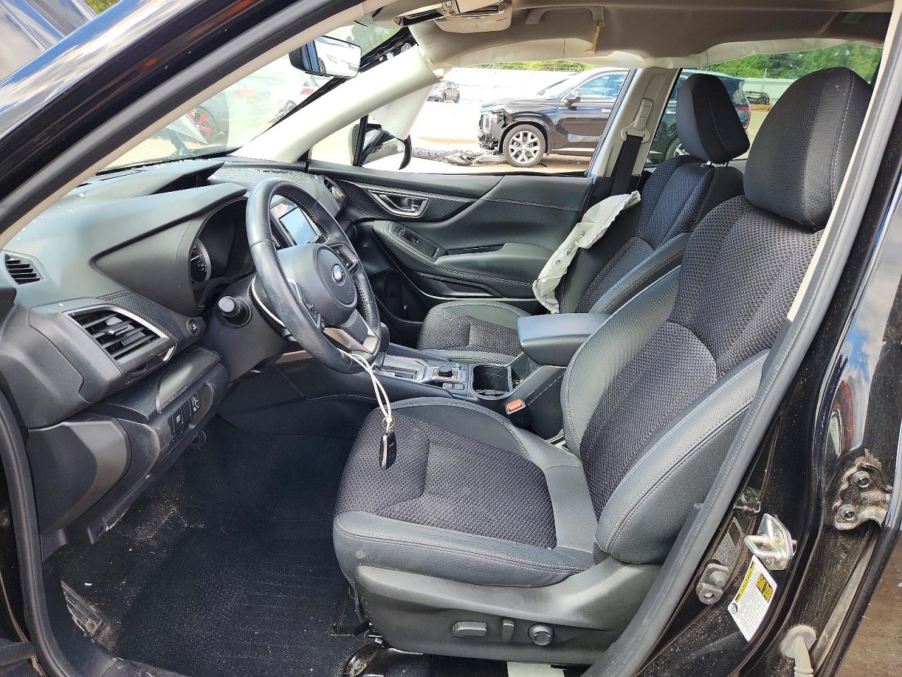 2023 Subaru Forester Premium Черный vin: JF2SKADC1PH492094
