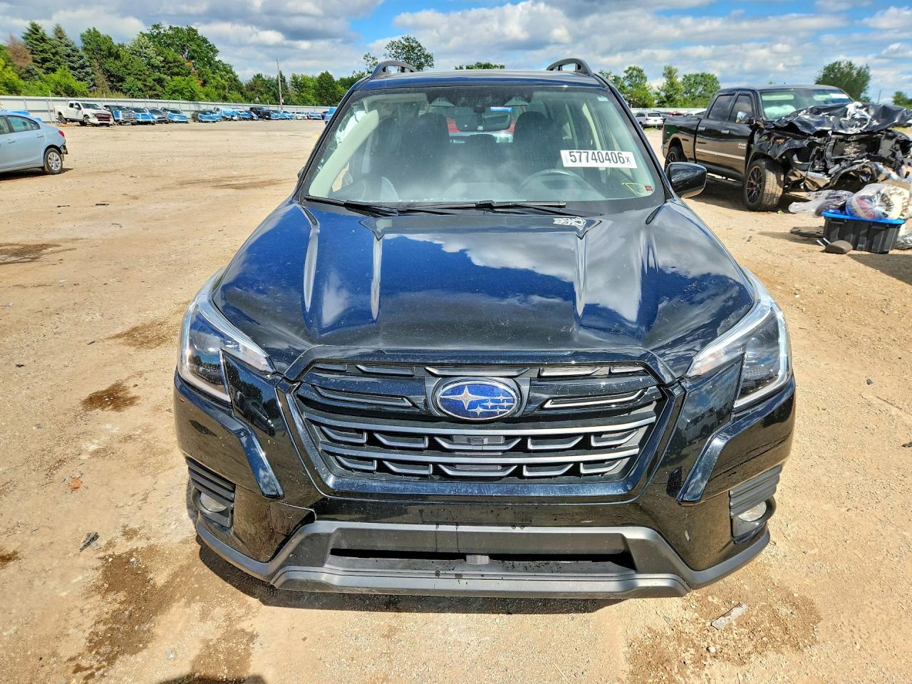 2023 Subaru Forester Premium Черный vin: JF2SKADC1PH492094