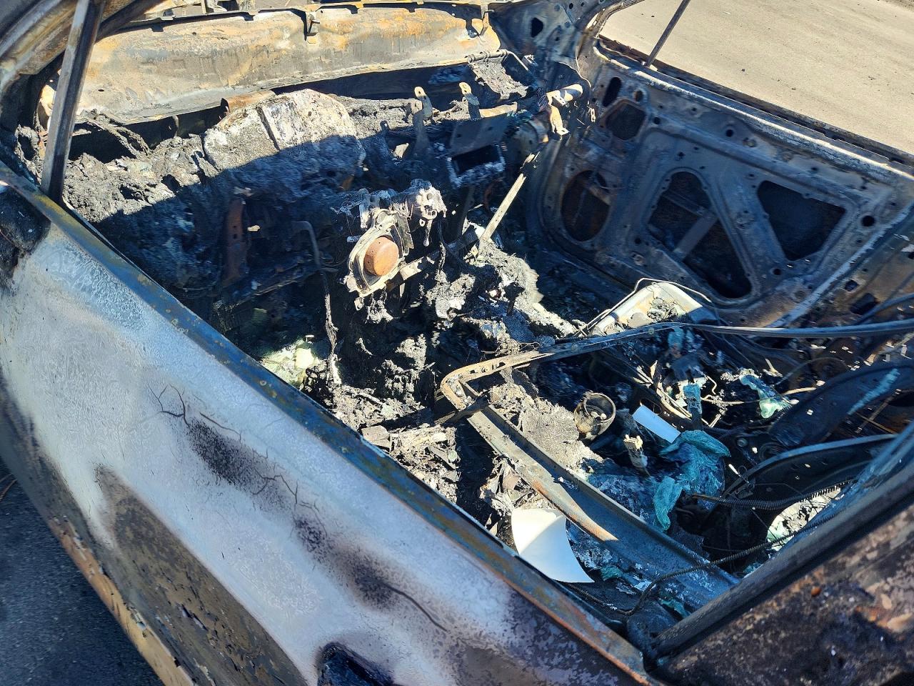 2024 Subaru Forester Premium Burn vin: JF2SKADC1RH468669