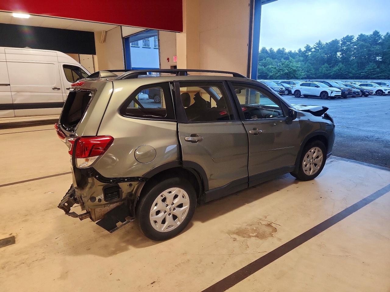 2021 Subaru Forester Green vin: JF2SKADC3MH569141